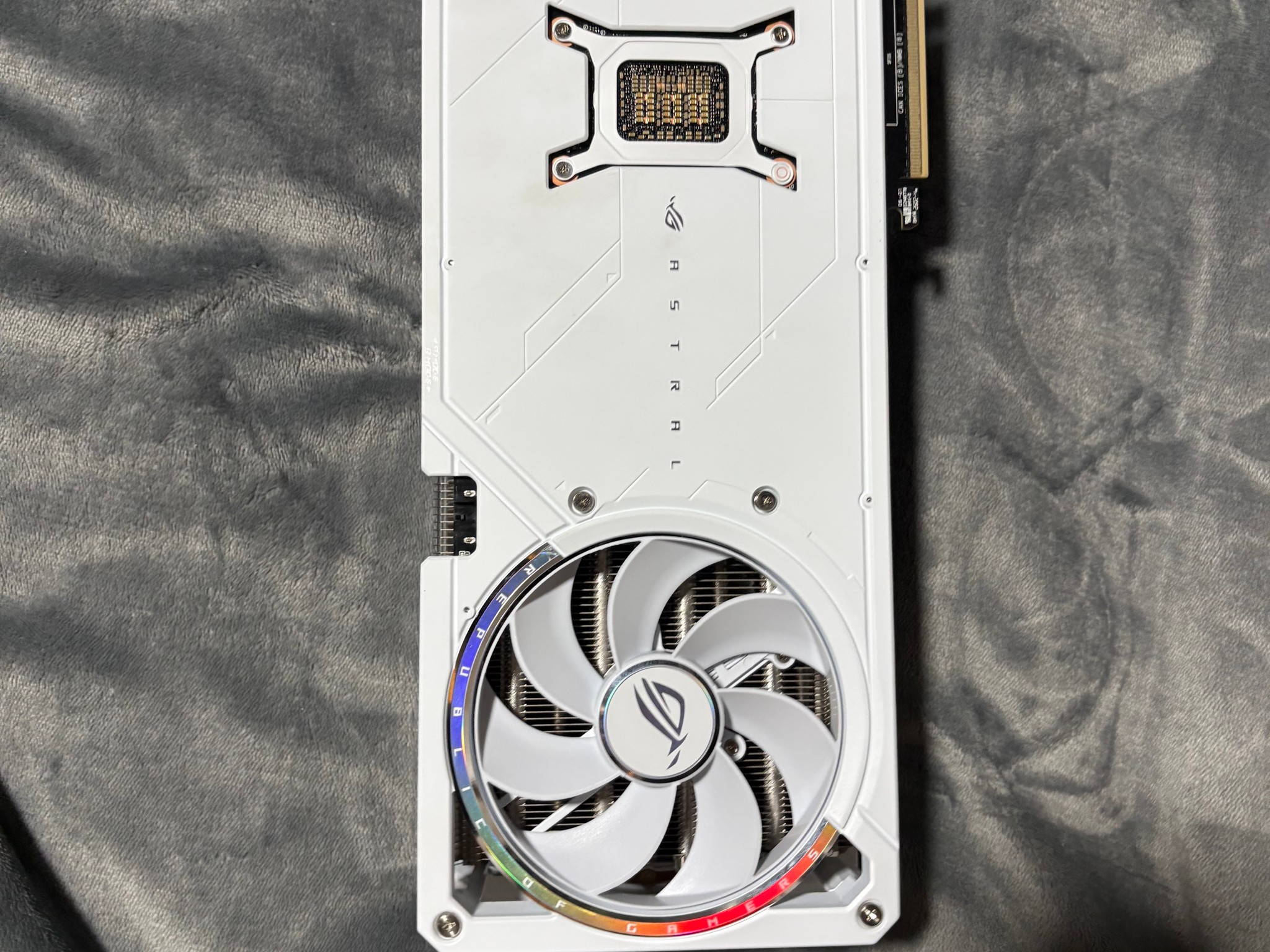 Barely used! Asus ROG astral 5080 OC in white!