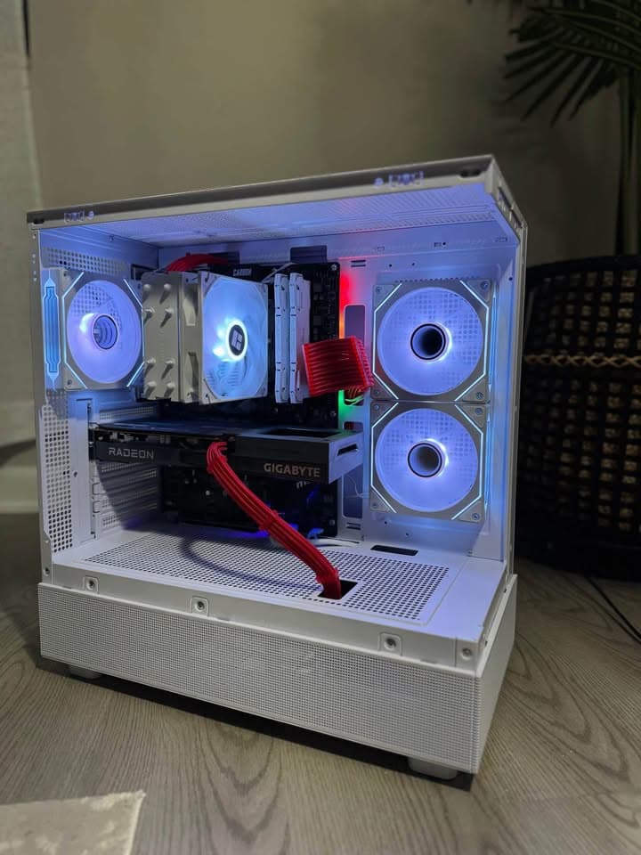 ❄️RED SNOW❄️ R5-5600X|RX 6600|16GB RAM|1TB M.2|WIFI|ARGB Fans|