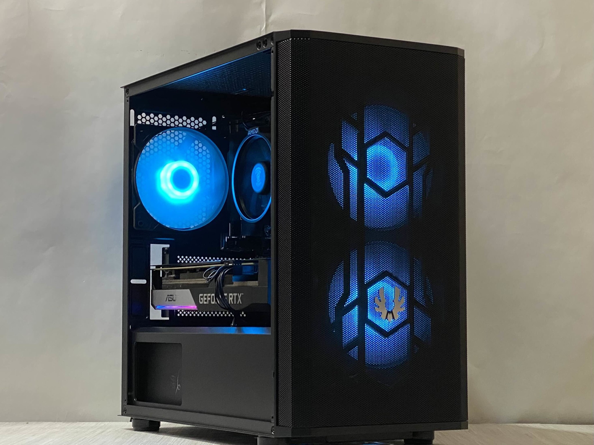 RTX 3060 Ti, Ryzen 5 5500, 16GB DDR4, 1TB NVMe SSD, WiFi - Custom Gaming PC