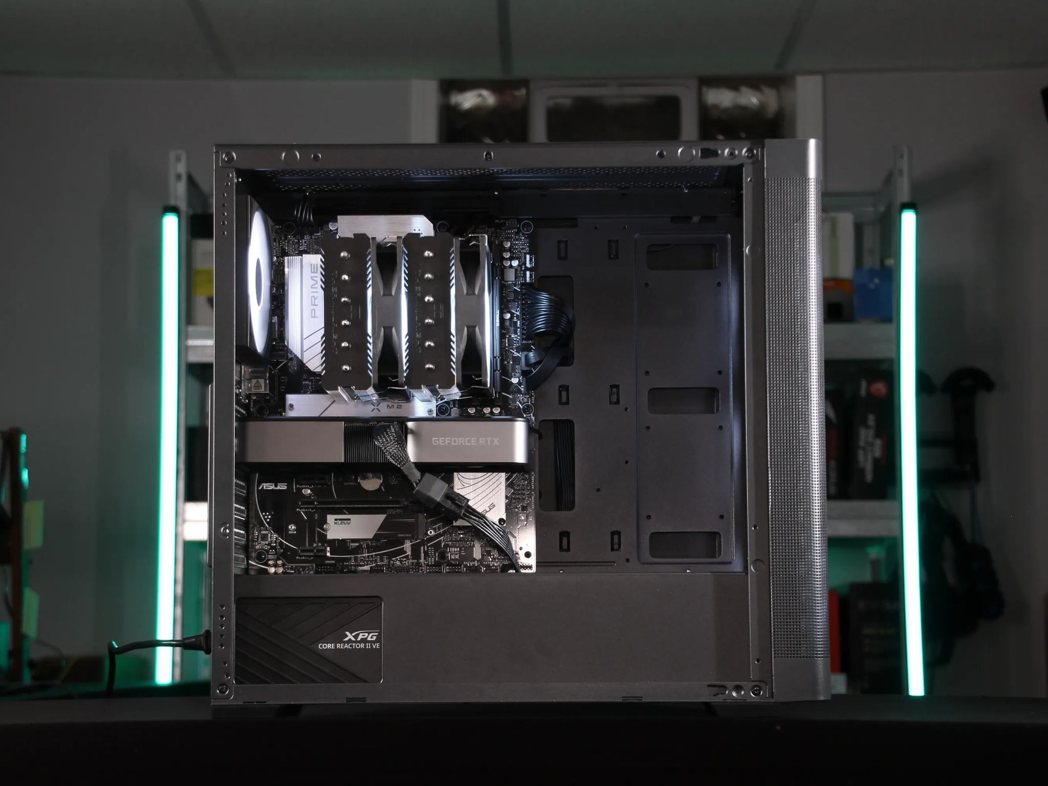 comm.006 // Ryzen 5 7600X, RTX 3070 // Midrange Gaming PC