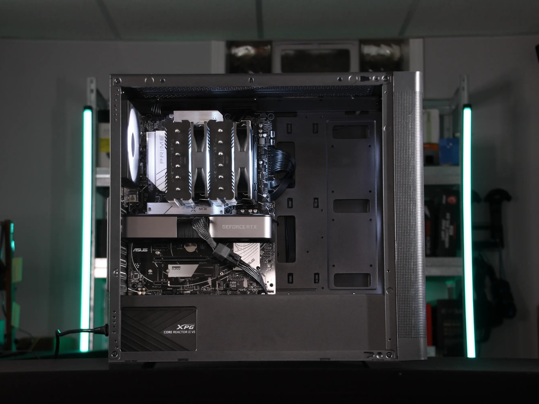 comm.006 // Ryzen 5 7600X, RTX 3070 // Midrange Gaming PC