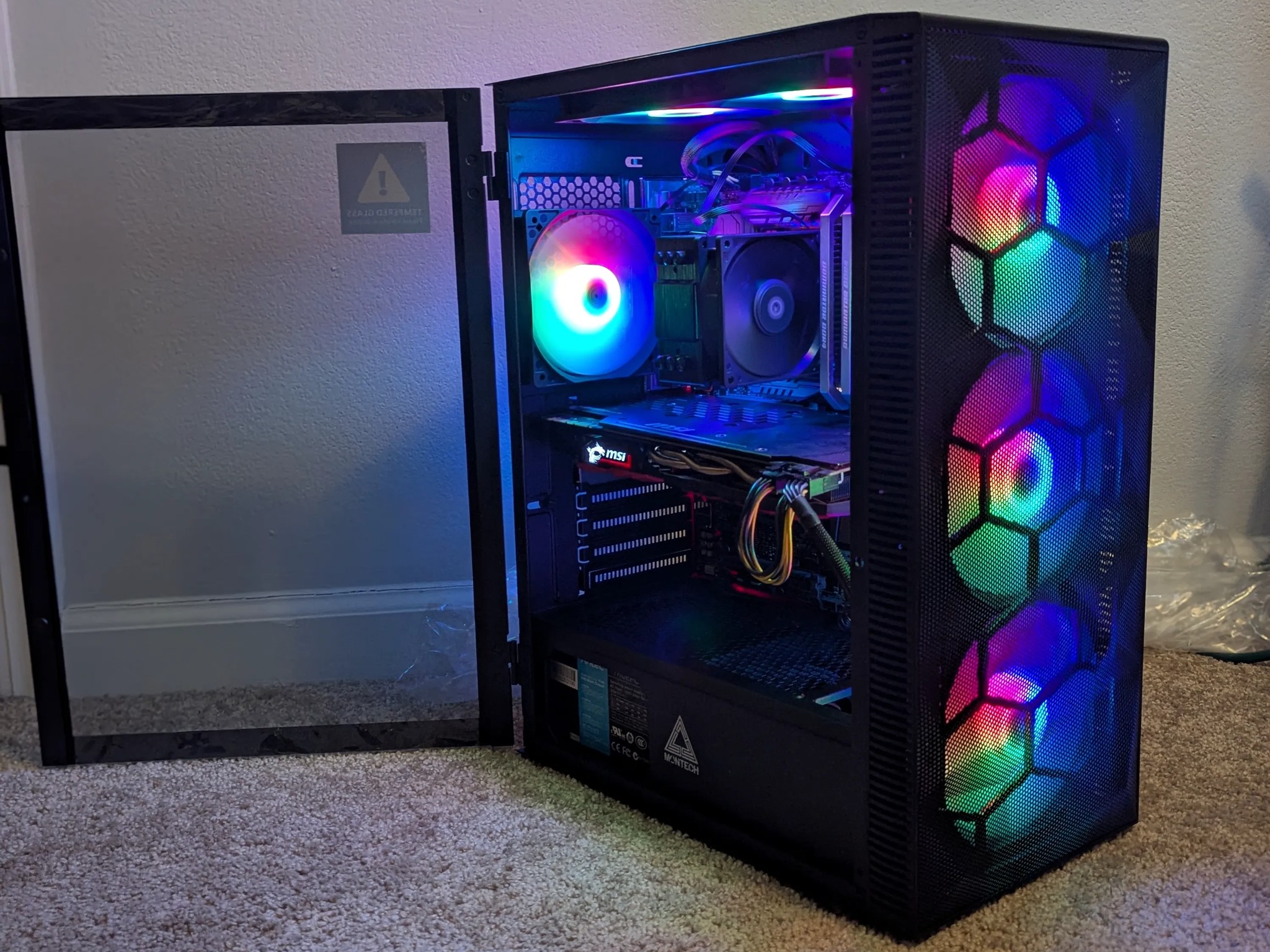 GTX 1070 Ti Gaming PC (i7-6700k + 32GB RAM + WiFi)