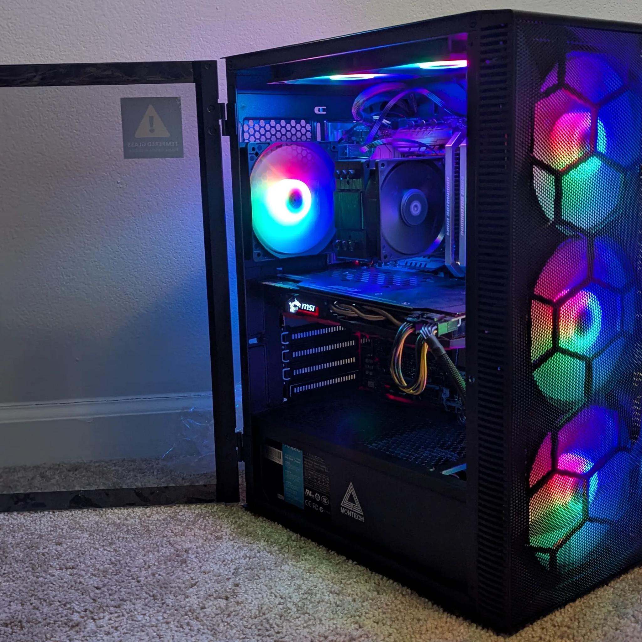 GTX 1070 Ti Gaming PC (i7-6700k + 32GB RAM + WiFi)