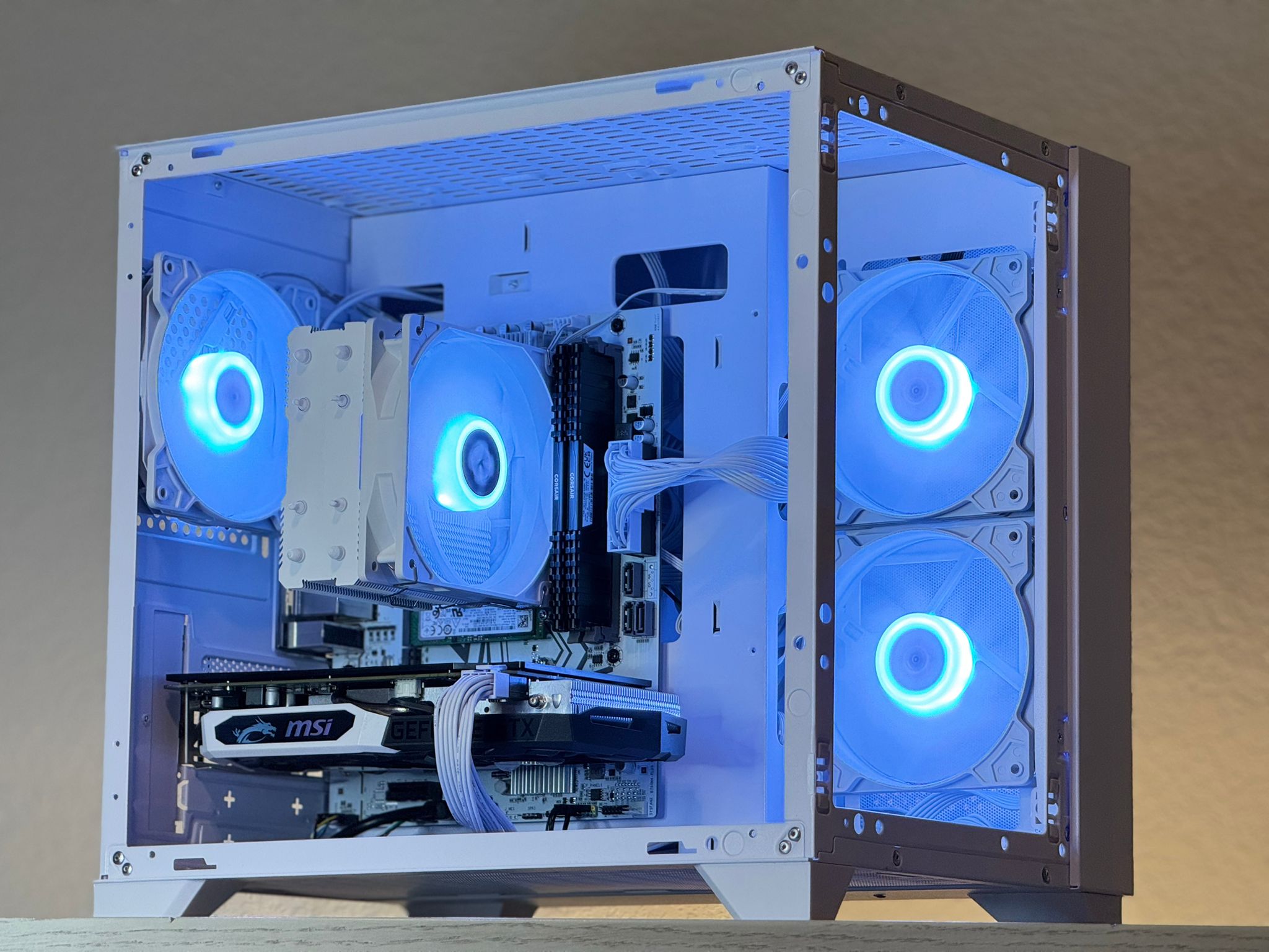 RX 5700 XT, Ryzen 5 3600, 16GB DDR4, 512GB NVMe SSD, WiFi - Gaming