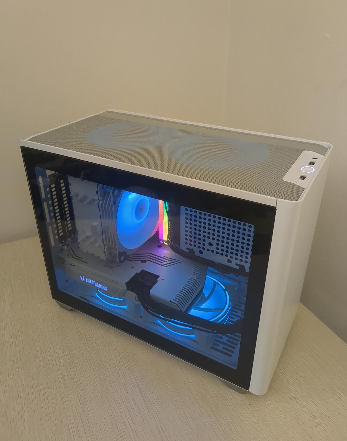 RTX 3070, Ryzen 5 5600 White Gaming PC (32GB RAM, 1TB SSD, Win11 Pro)