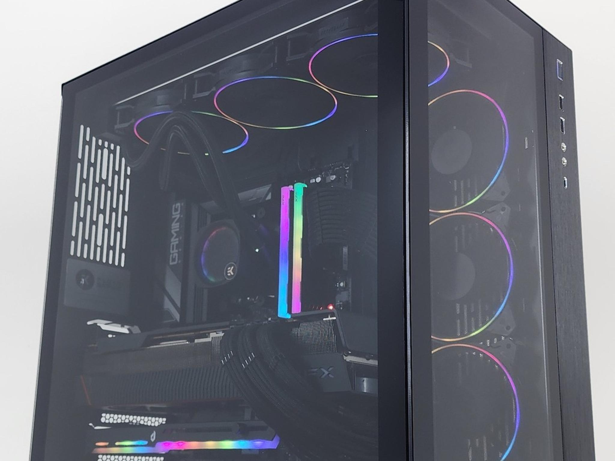 Gaming PC Ryzen 7 9800X3D 32GB RAM 2TB SSD RX 7900 XTX 24GB Win 11 Computer