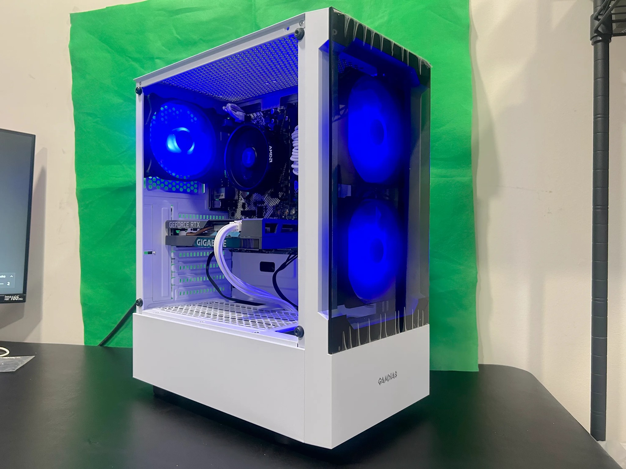 Stormtrooper Gaming PC AMD RYZEN 5 3600 | RTX 3050 8GB |1TB SSD | 16GB Ram| 3 RGB Fans