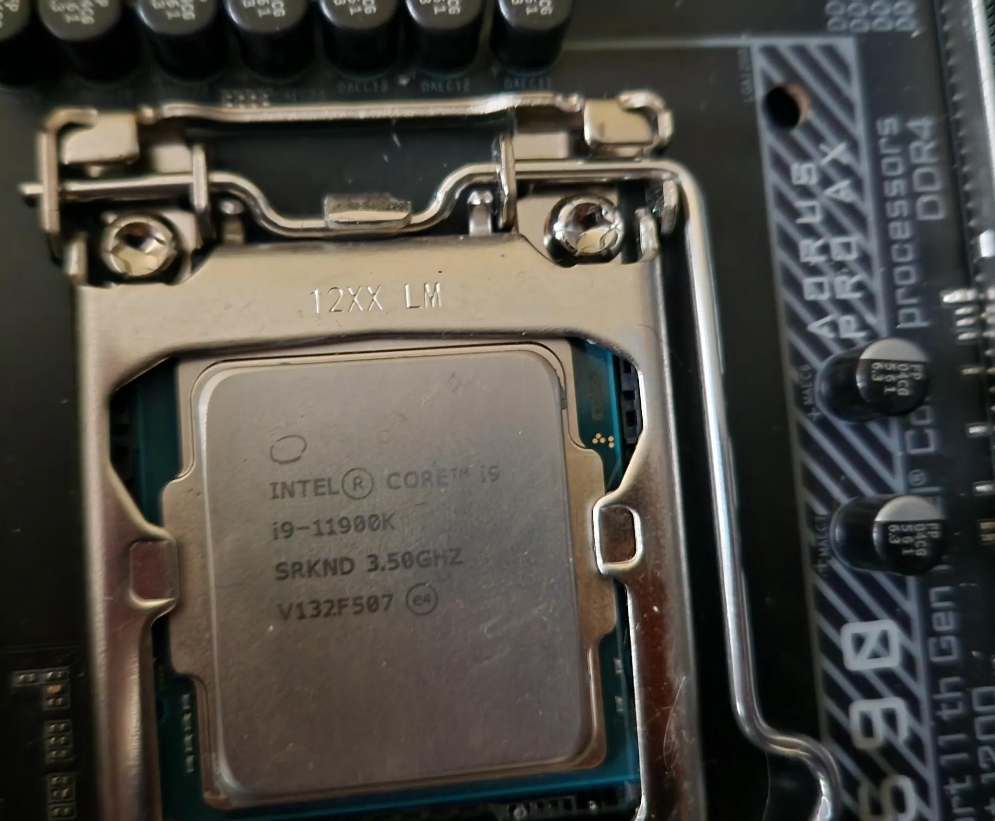 BUNDLE DEAL READ DESCRIPTION I9-11900K GIGABYTE AORUS Z590 PRO AX 32GB DDR4 3200MHZ