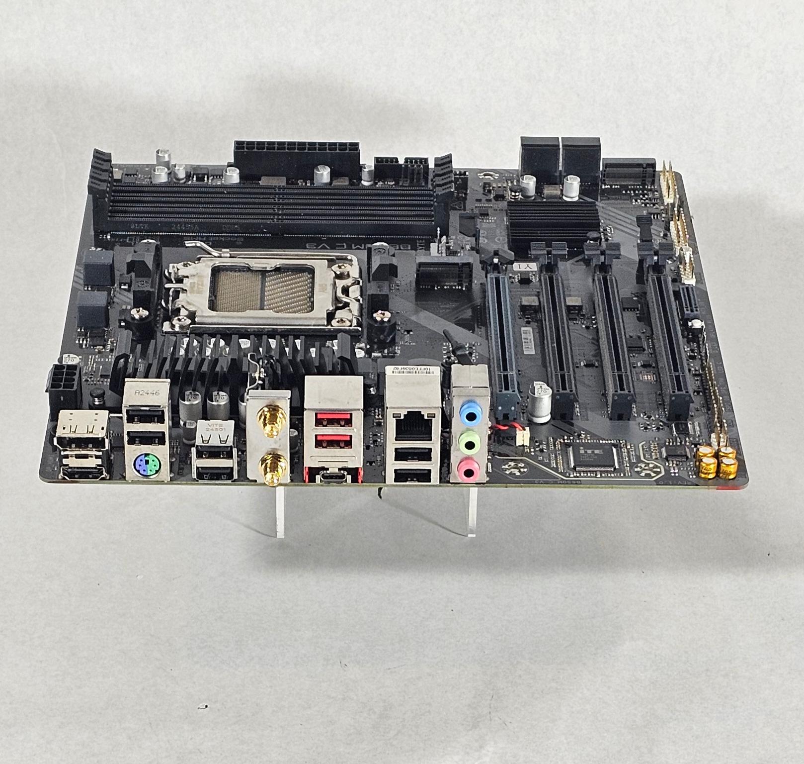 Gigabyte B650M C V3 AM5 DDR5 mATX Motherboard