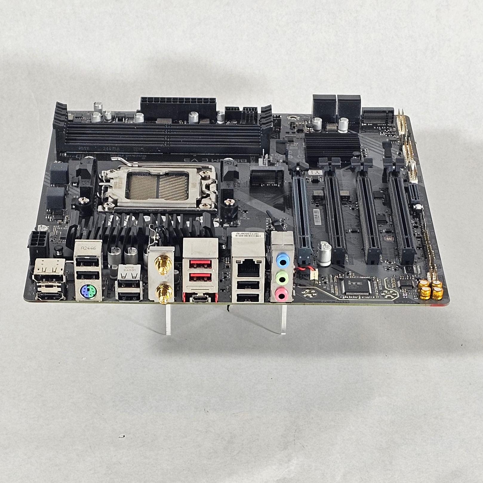 Gigabyte B650M C V3 AM5 DDR5 mATX Motherboard