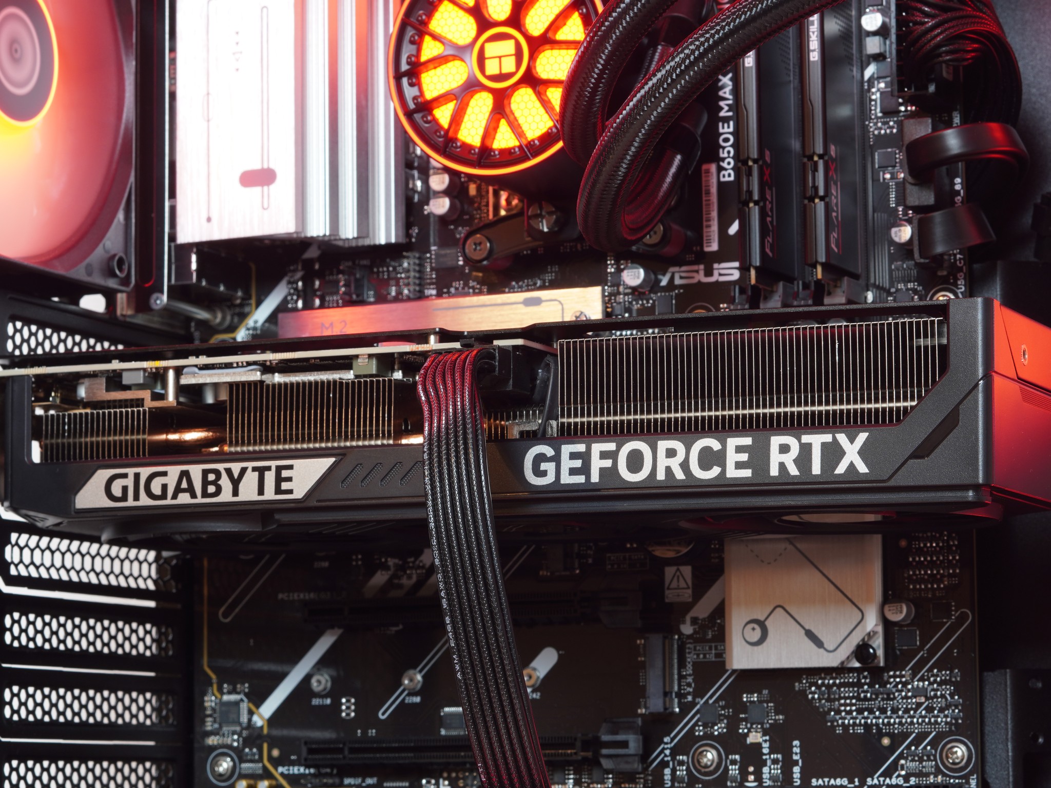💥Vect💥RTX 5070, Ryzen 5 7500X3D, 32GB DDR5 RAM, 1TB M.2 SSD, Windows 11 Pro