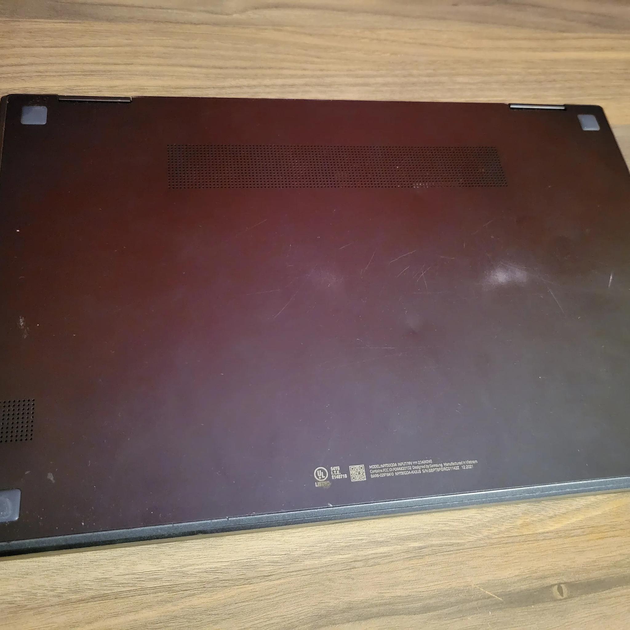 Samsung Galaxy Flex 2 Alpha Laptop - 13.3" Qled Touch Screen