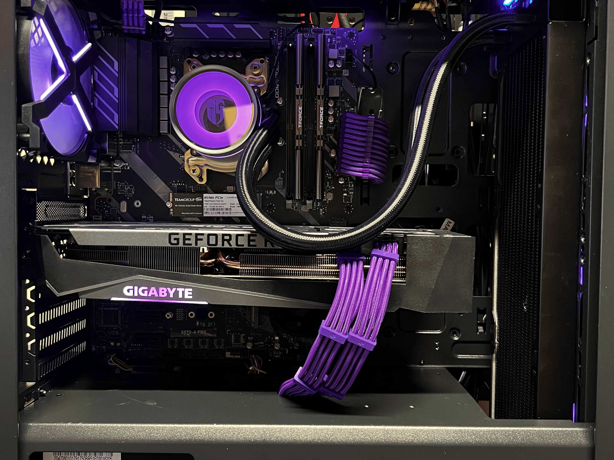 Heavy Hitter | AMD Ryzen 7 5700X + RTX 3070Ti