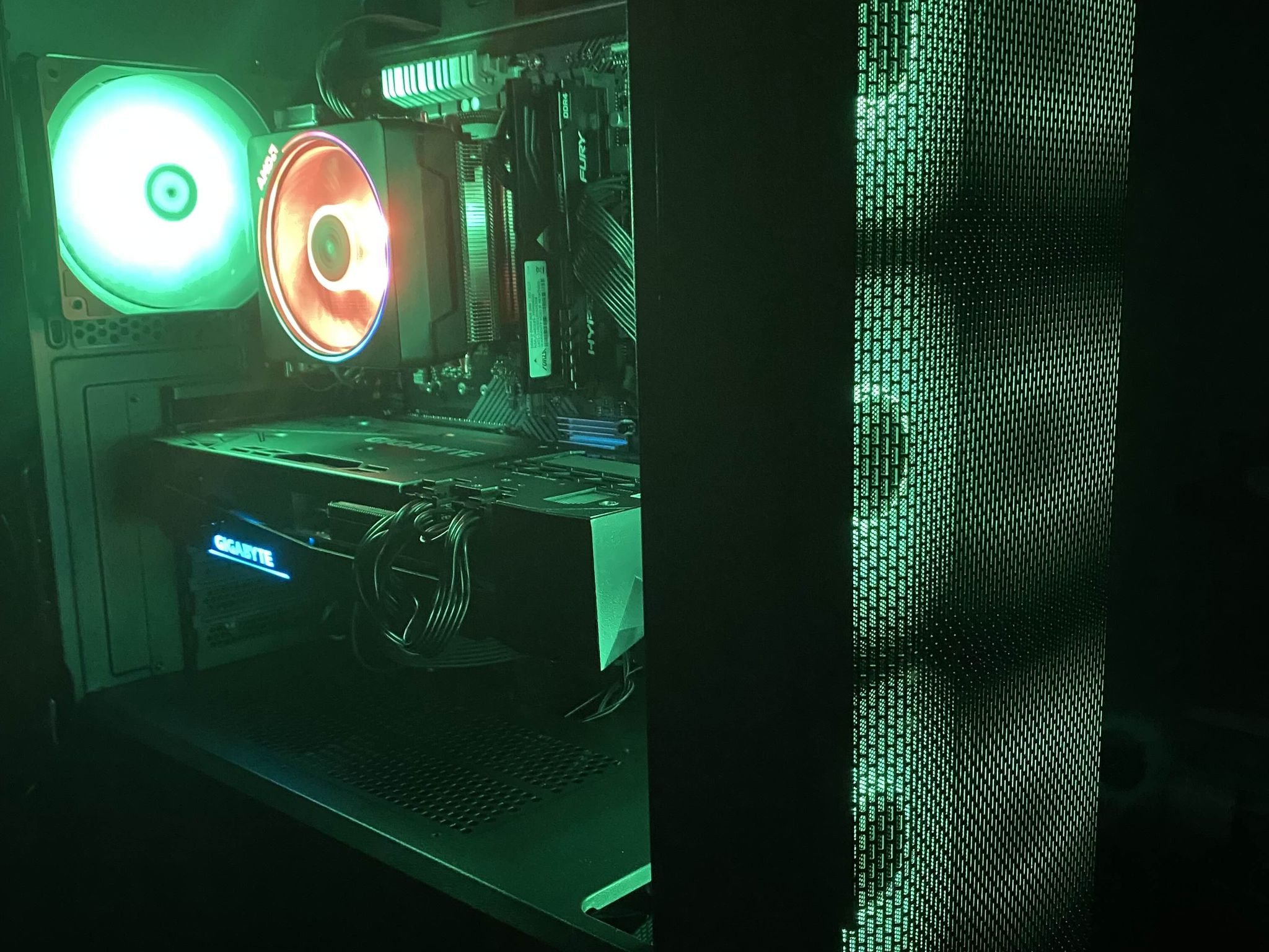 1440p Beast Gaming PC - RTX 3070ti / Ryzen 7 3800x / 24gb RAM