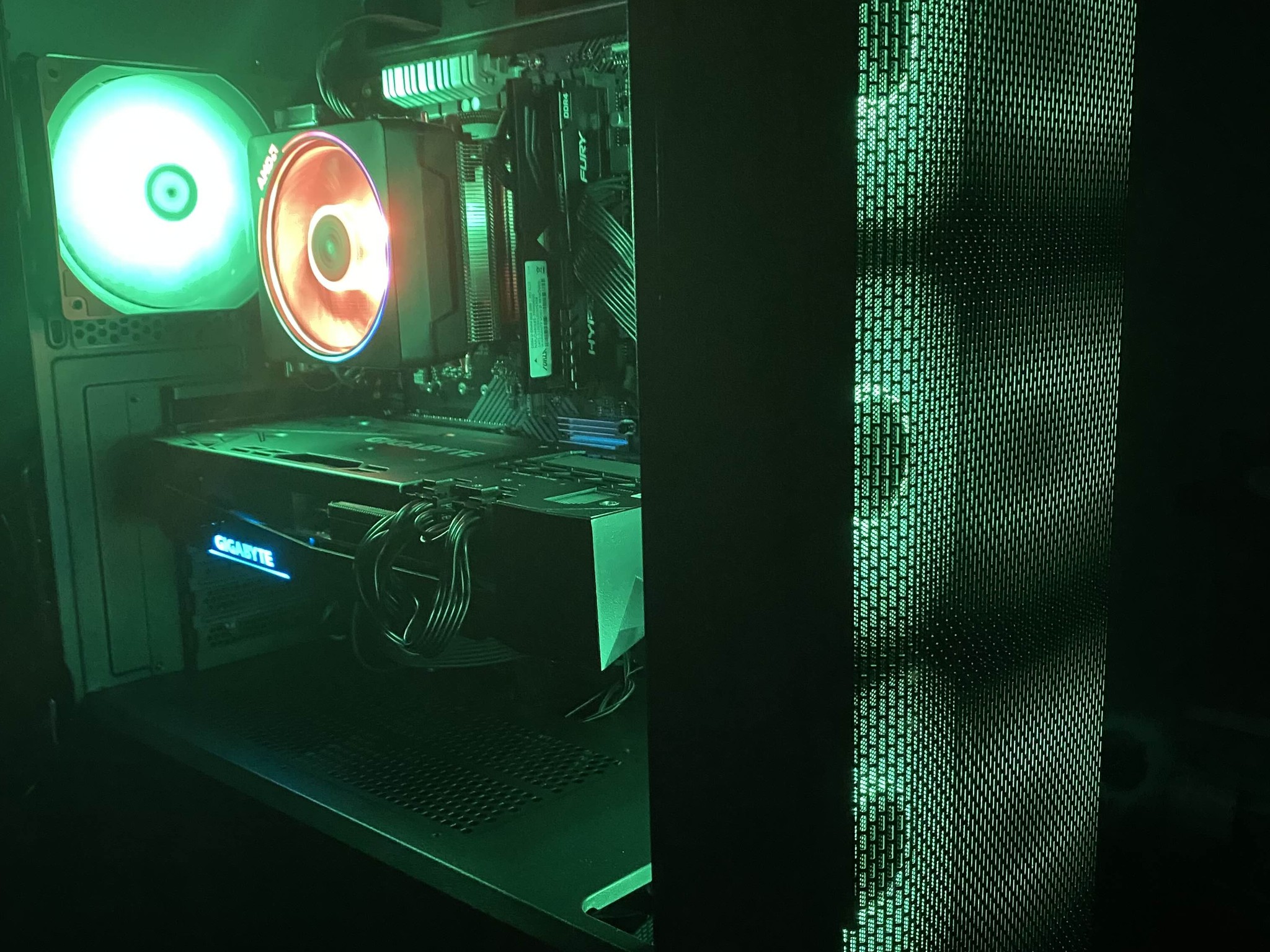 1440p Beast Gaming PC - RTX 3070ti / Ryzen 7 3800x / 24gb RAM