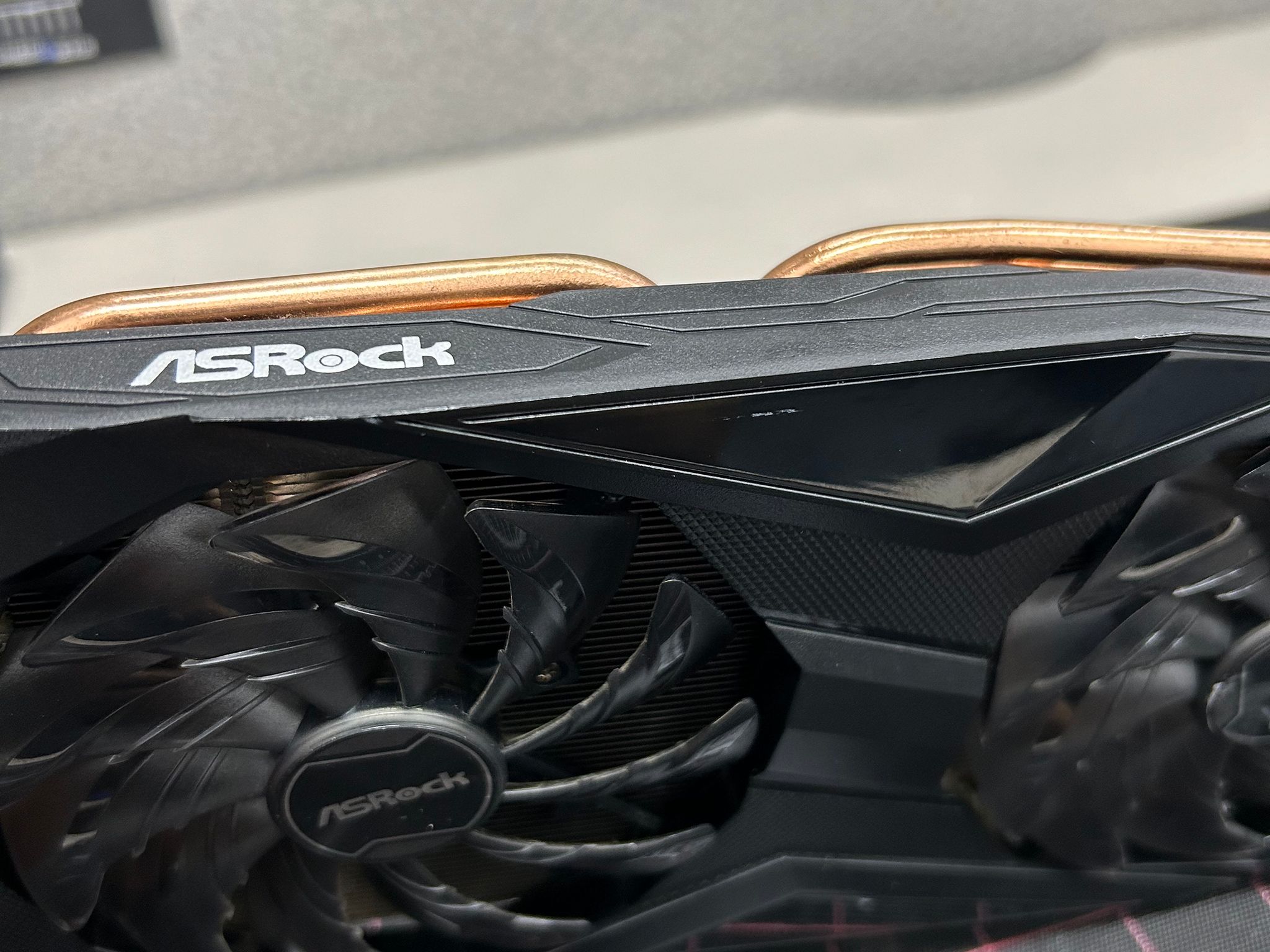 Asrock Challanger RX 6700XT