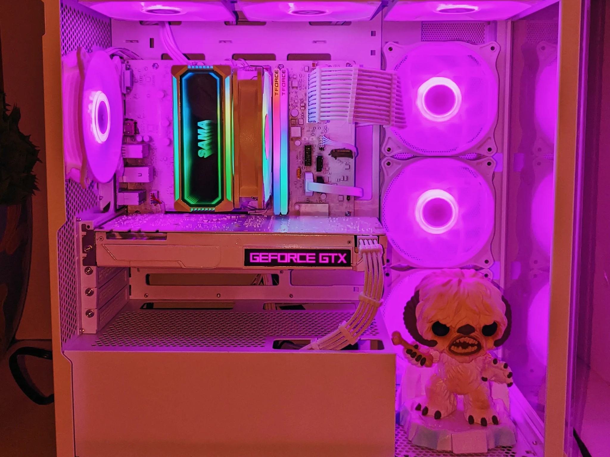 Blizzard King🧊👑| I7-7700| GTX 1080 8GB| 16GB Gloway RGB DDR4| 1TB NVMe SSD| Windows 11 Pro