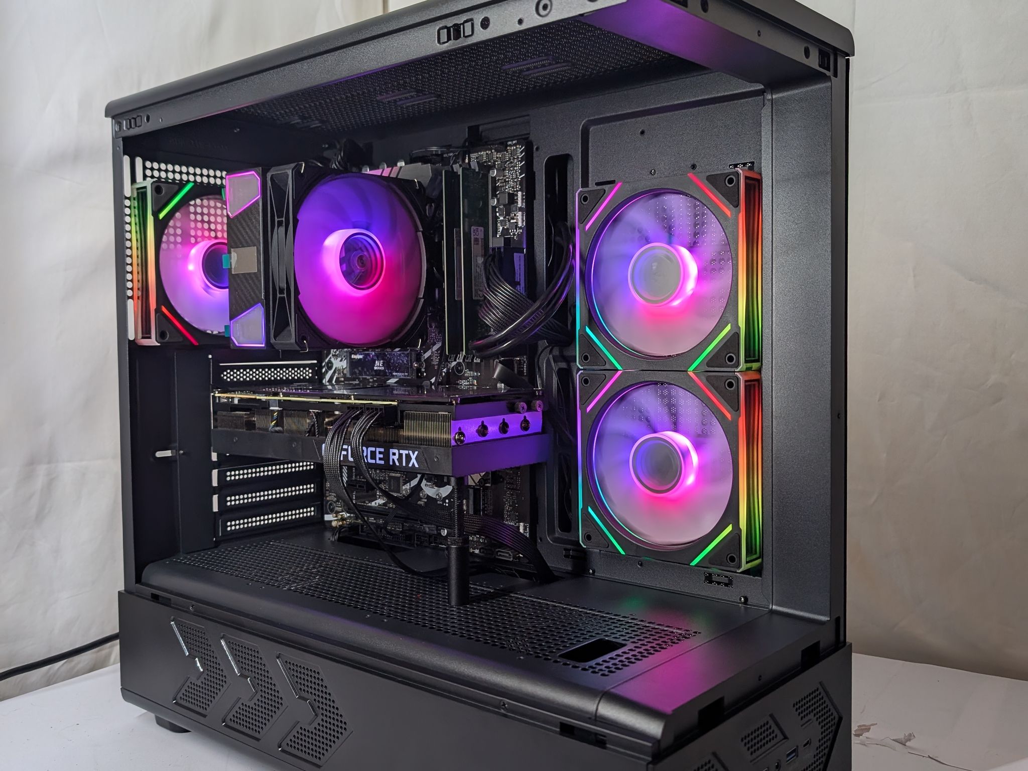 RTX 3090 | I5 12600KF | 16GB DDR5 | 1TB NVME | 1000W PSU