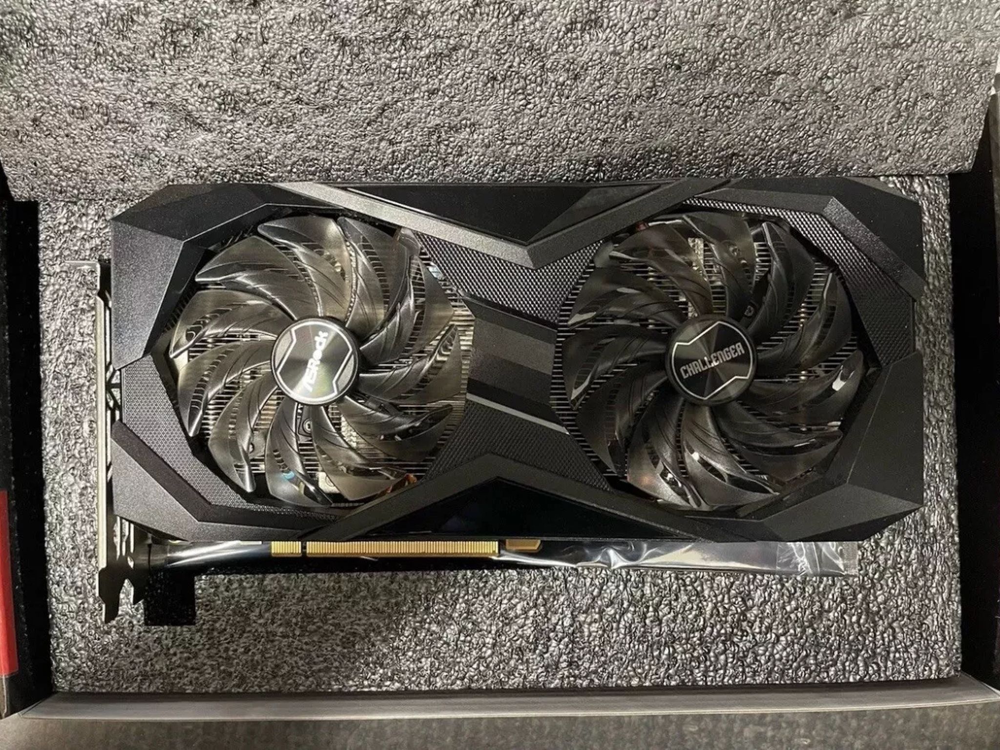 ASRock RX 6600 CLD Challenger D 8GB GDDR6 GPU ( New Thermal Paste, Cleaned)