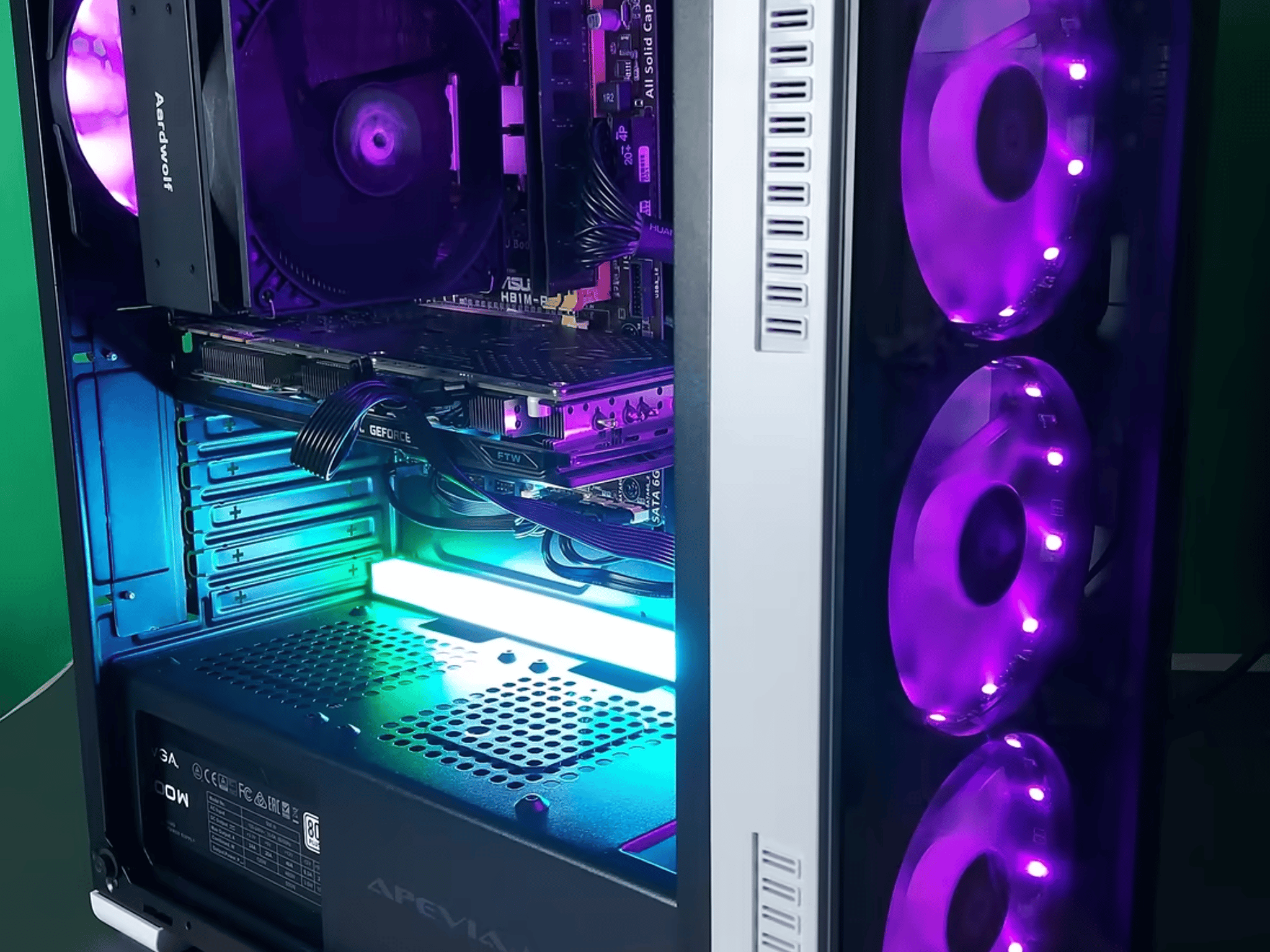 "Strapped" Gaming PC - GTX 970 + i5 4590