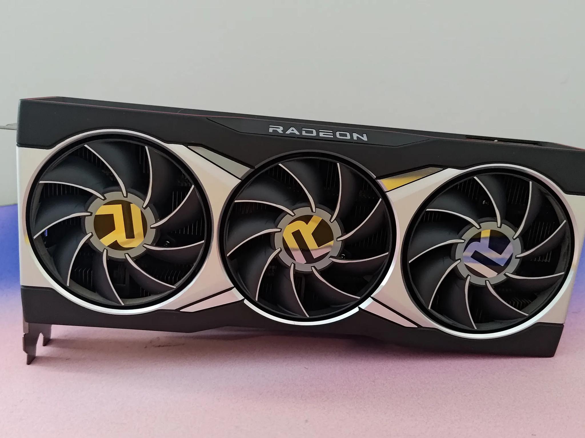 AMD Radeon RX 6800XT