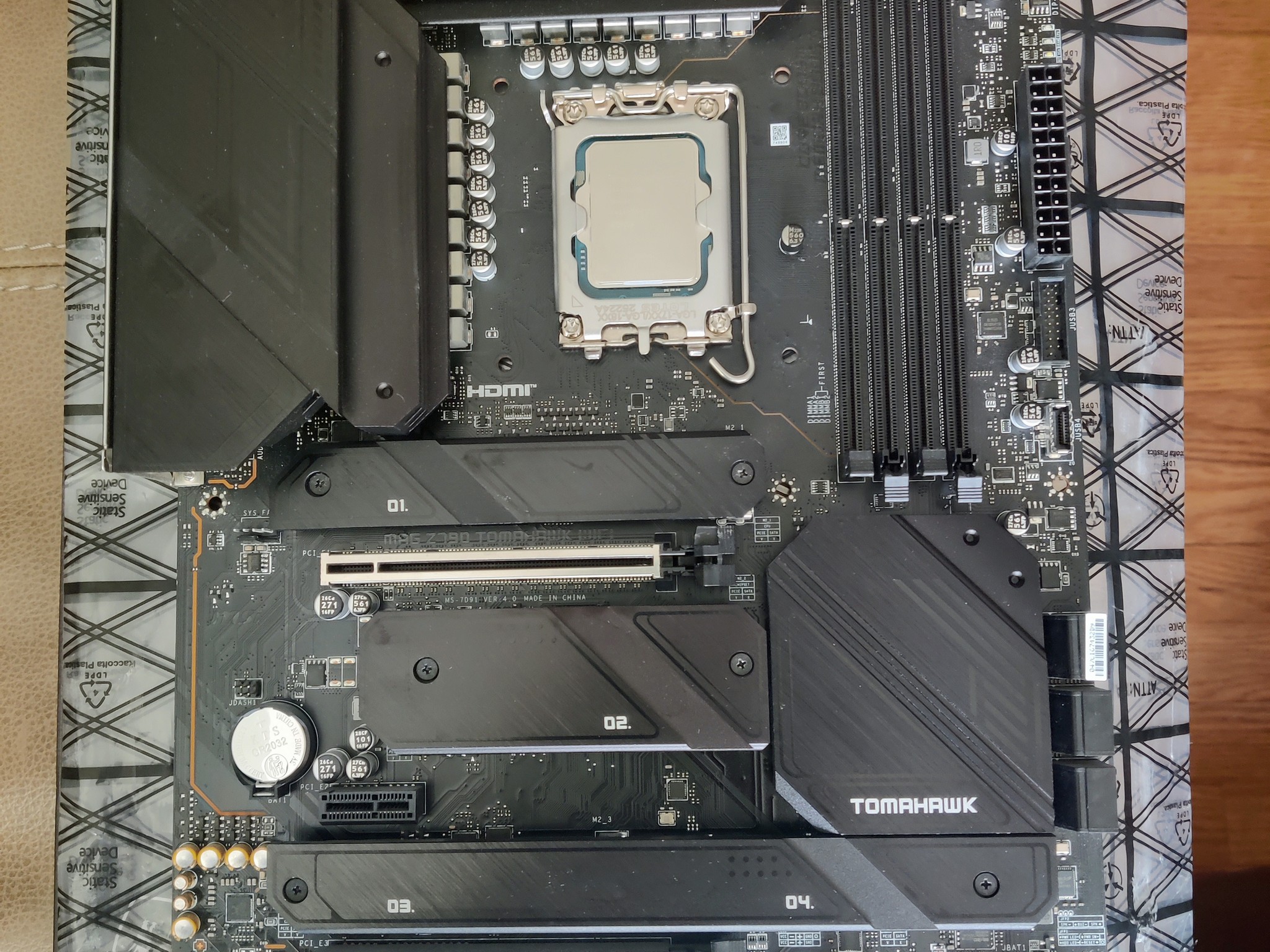 MSI MAG Z790 TOMAHAWK WIFI Motherboard Combo with i7 13700K and Windows 11 Home full Retail*