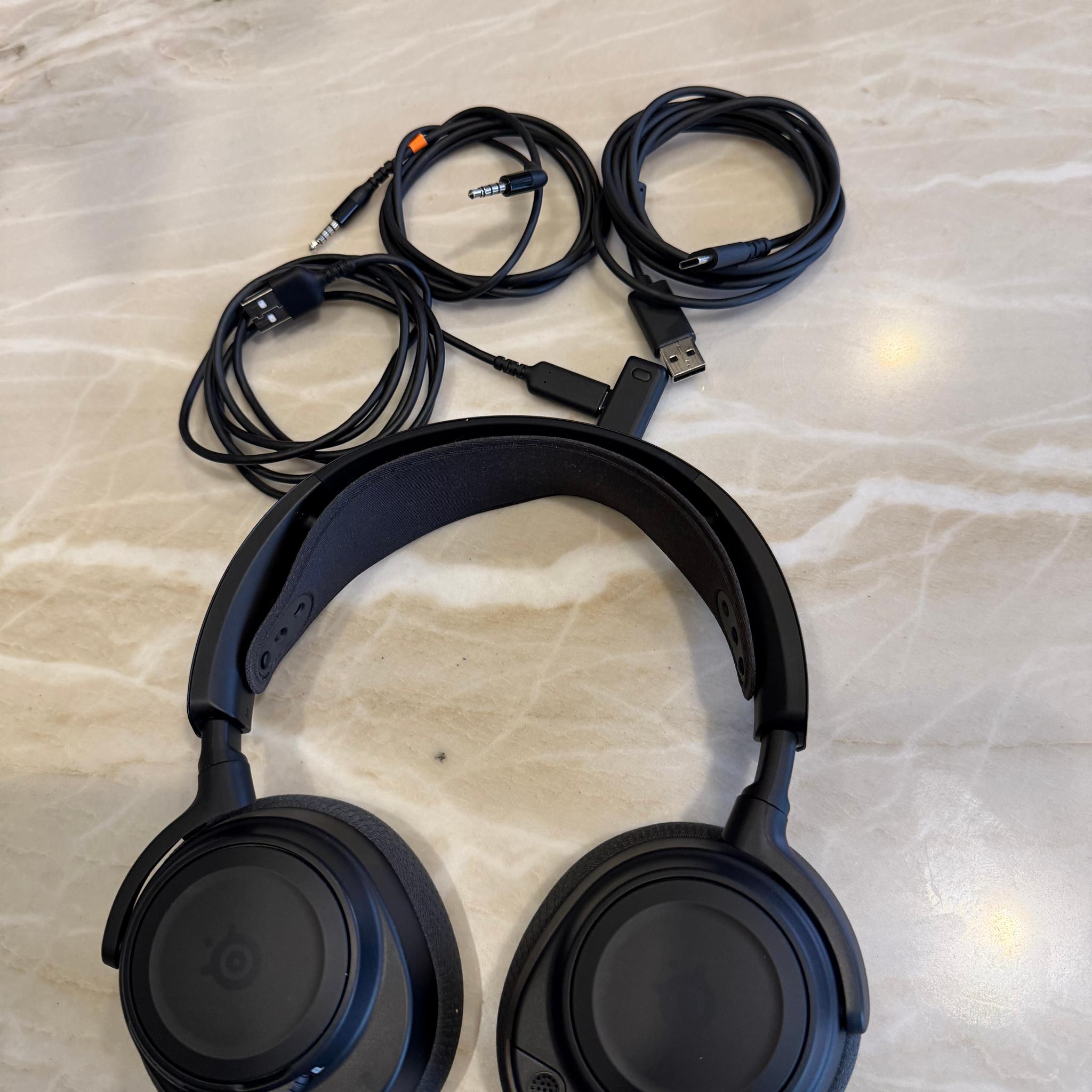 SteelSeries Arctis Nova 7 Gen 2 Wireless Gaming Headset – Black