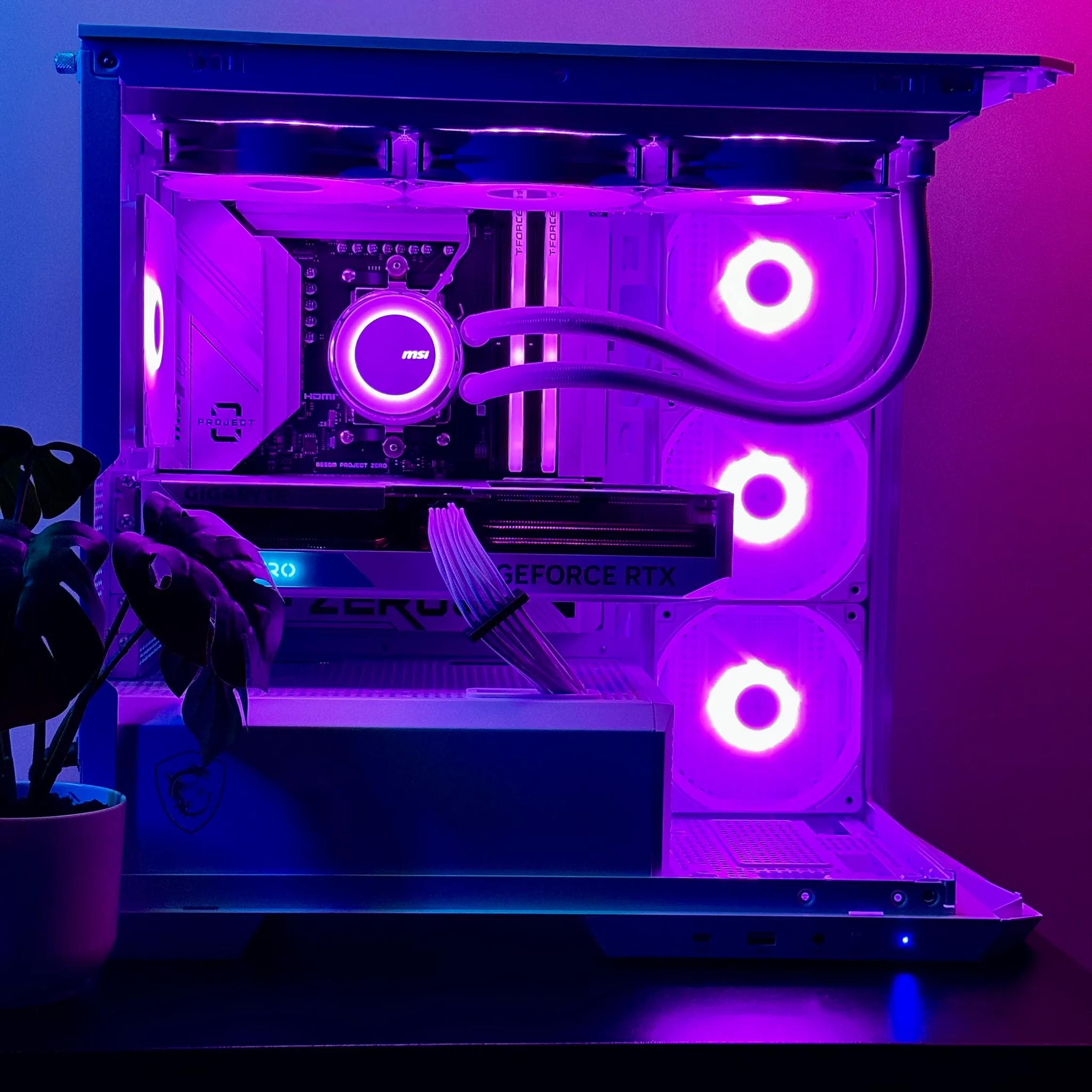 Almost Heaven II 🪽🪽 Aero 4070 SUPER OC ☀️ AMD Ryzen 7600X 🌙32GB RAM DDR5 ✨1TB m.2 📖 White Build