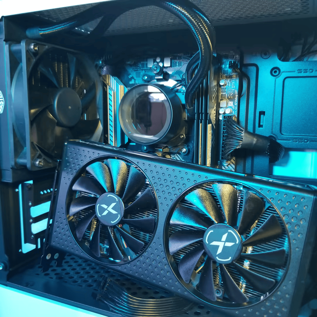 AMD Ryzen 5 3600 // XFX Radeon RX 6600 8GB // 16GB 3200MHz