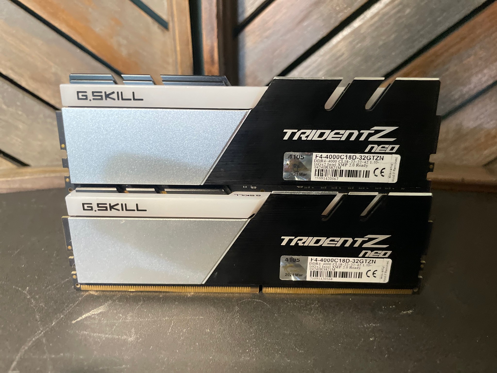 G.Skill Trident Z Neo - 16GBx2 - DDR4-4000 - RGB - CL18-22-23-42