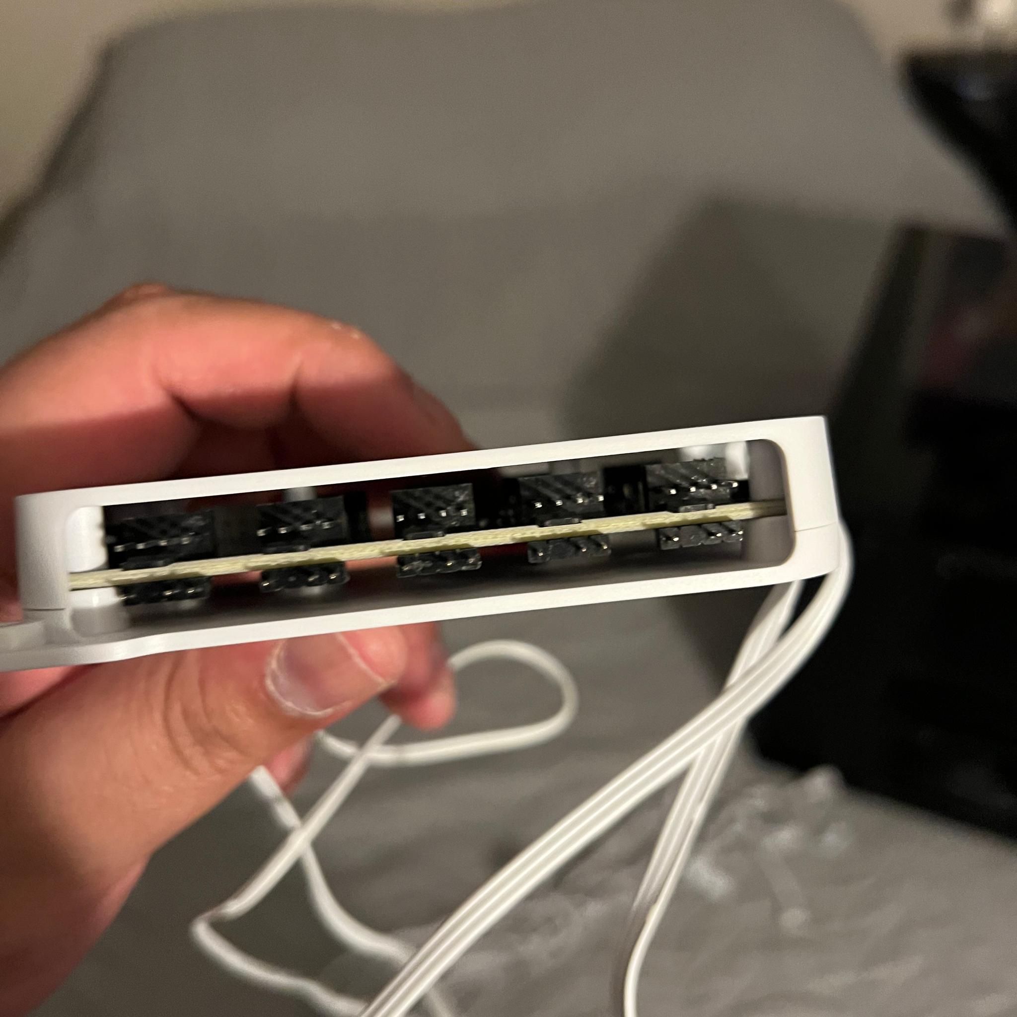 APNX x4 140mm ARGB Fans & Control Fan Hub