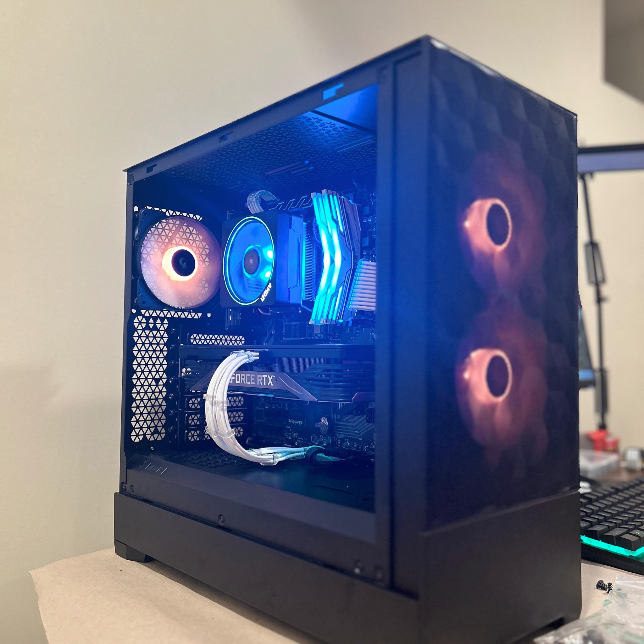 GREAT VALUE 1440P || ❄️⚫Obsidian Frost⚫❄️ || RTX 3070/Ryzen 5 5600X/32 GB DDR4/512 GB NVME/WiFi