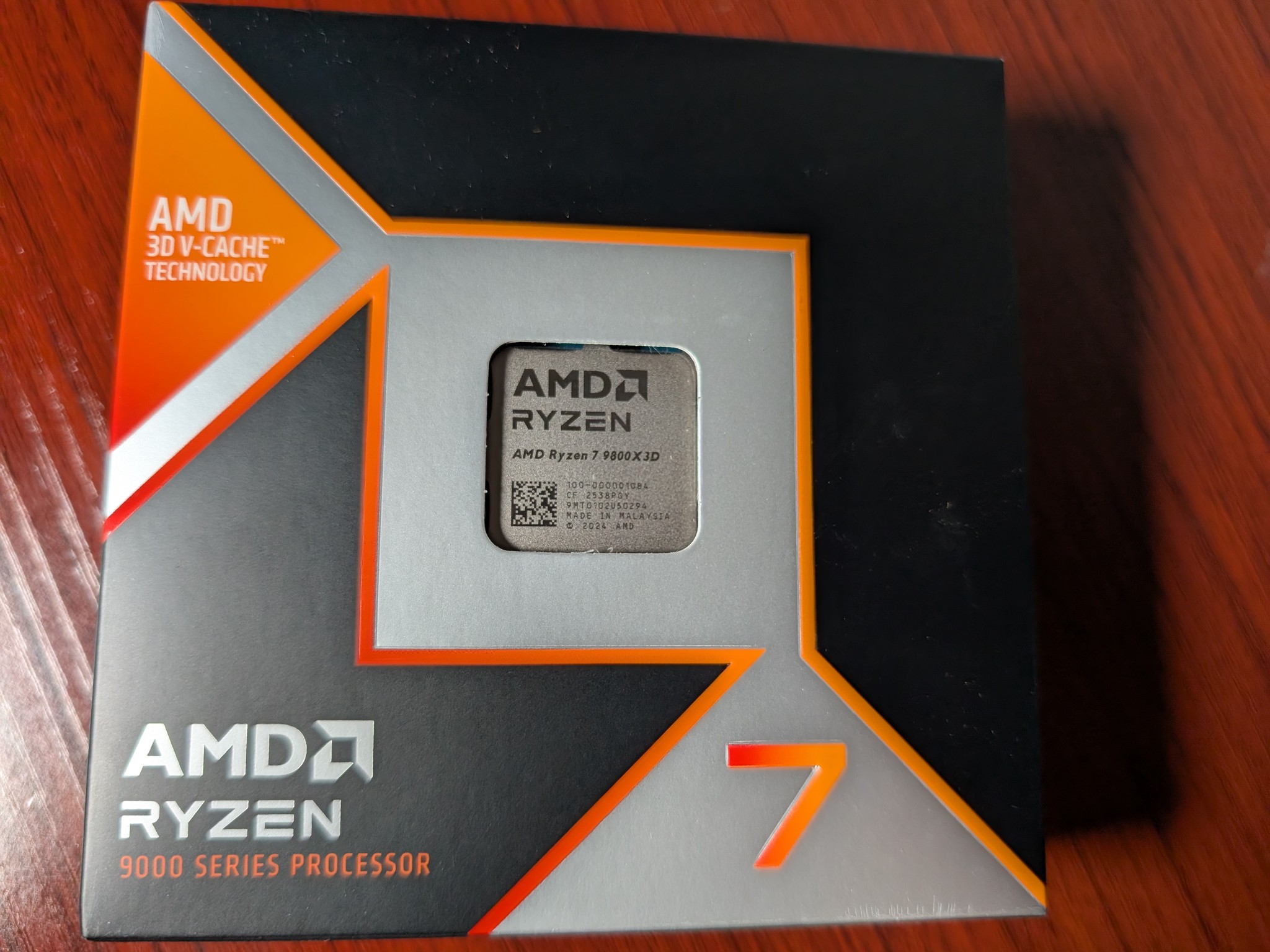 AMD Ryzen 7 9800X3D *BRAND NEW SEALED*