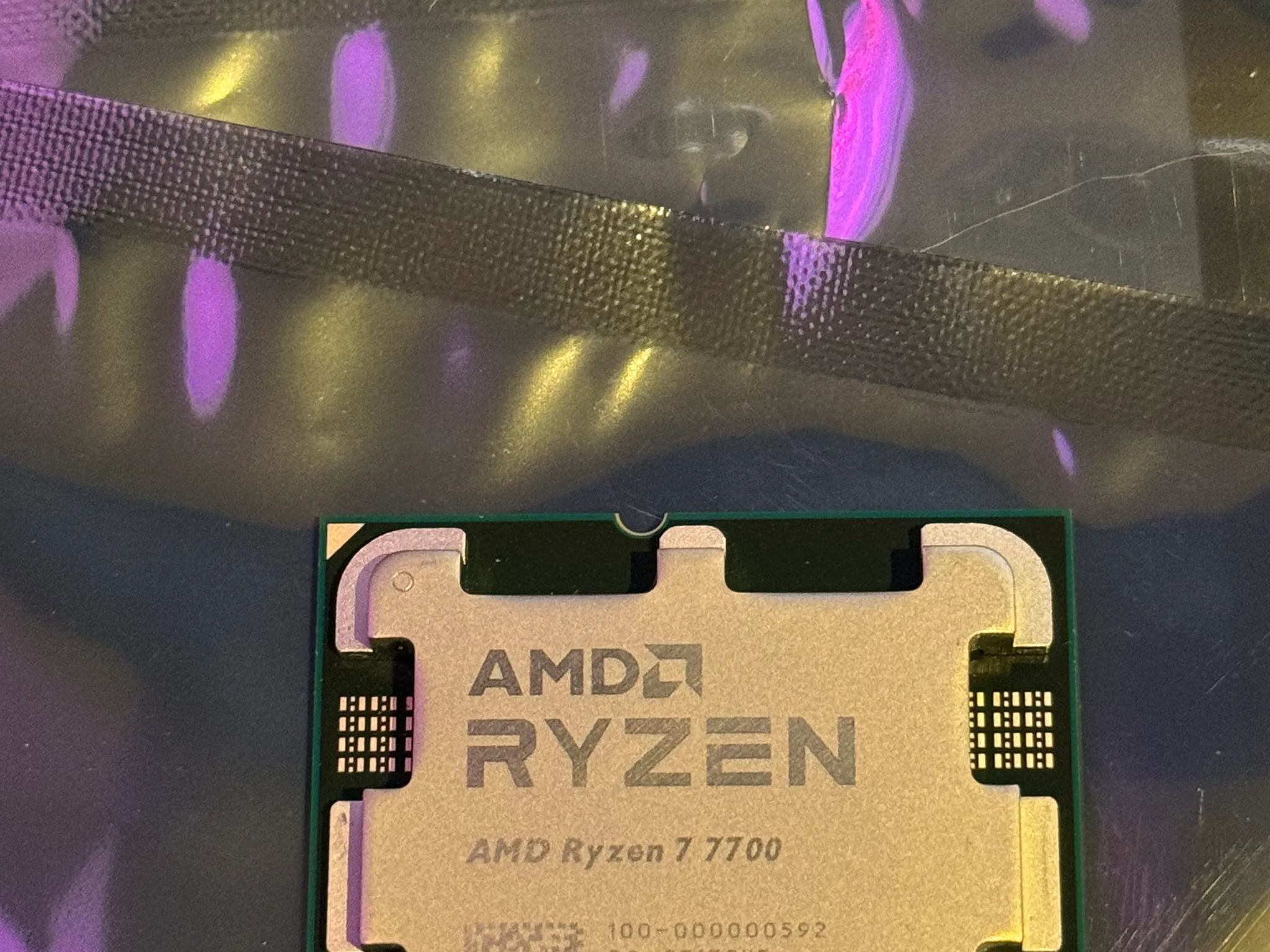 AMD Ryzen 7 7700 8-Core, 16-Thread Unlocked Desktop Processor