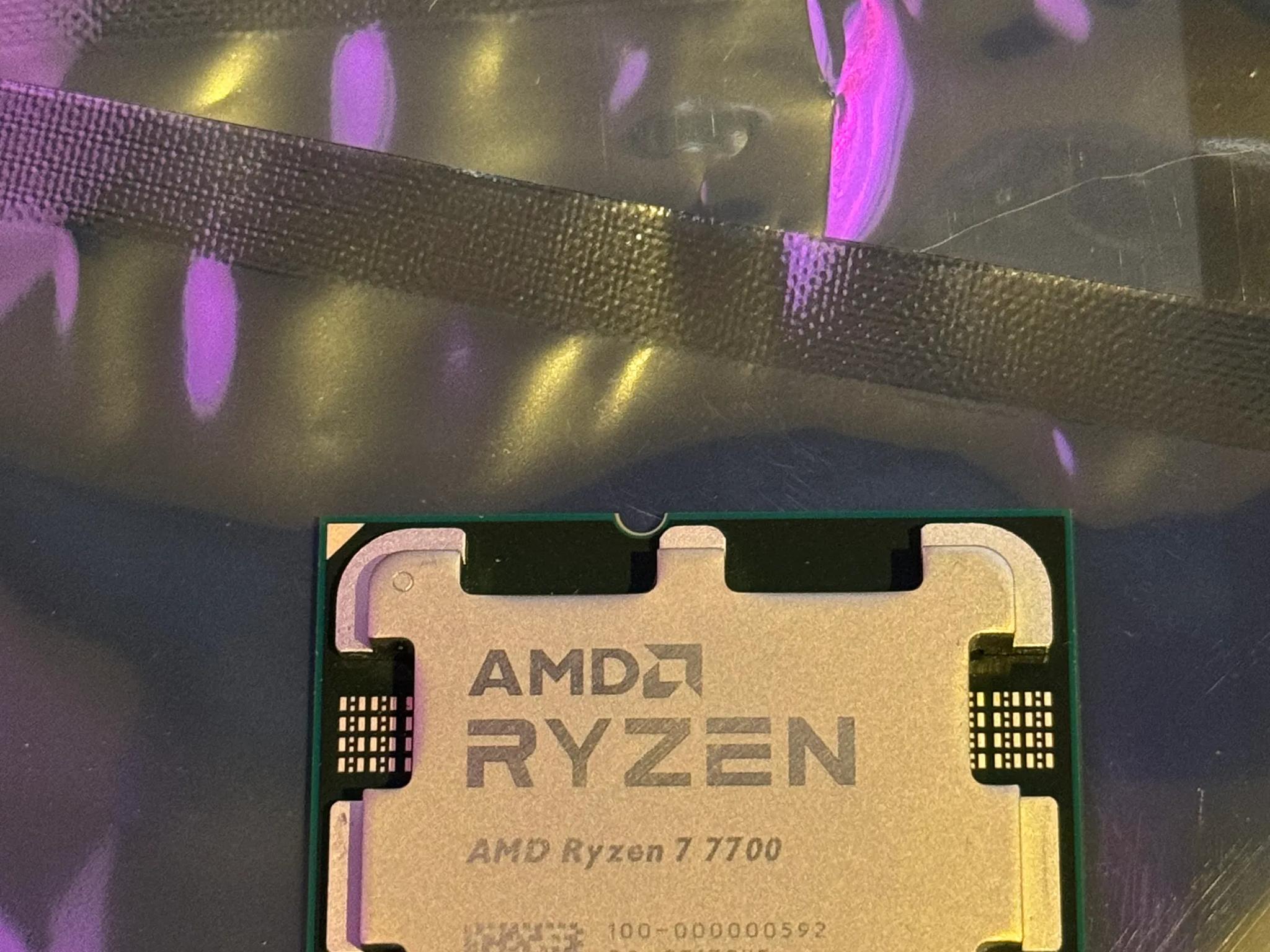 AMD Ryzen 7 7700 8-Core, 16-Thread Unlocked Desktop Processor