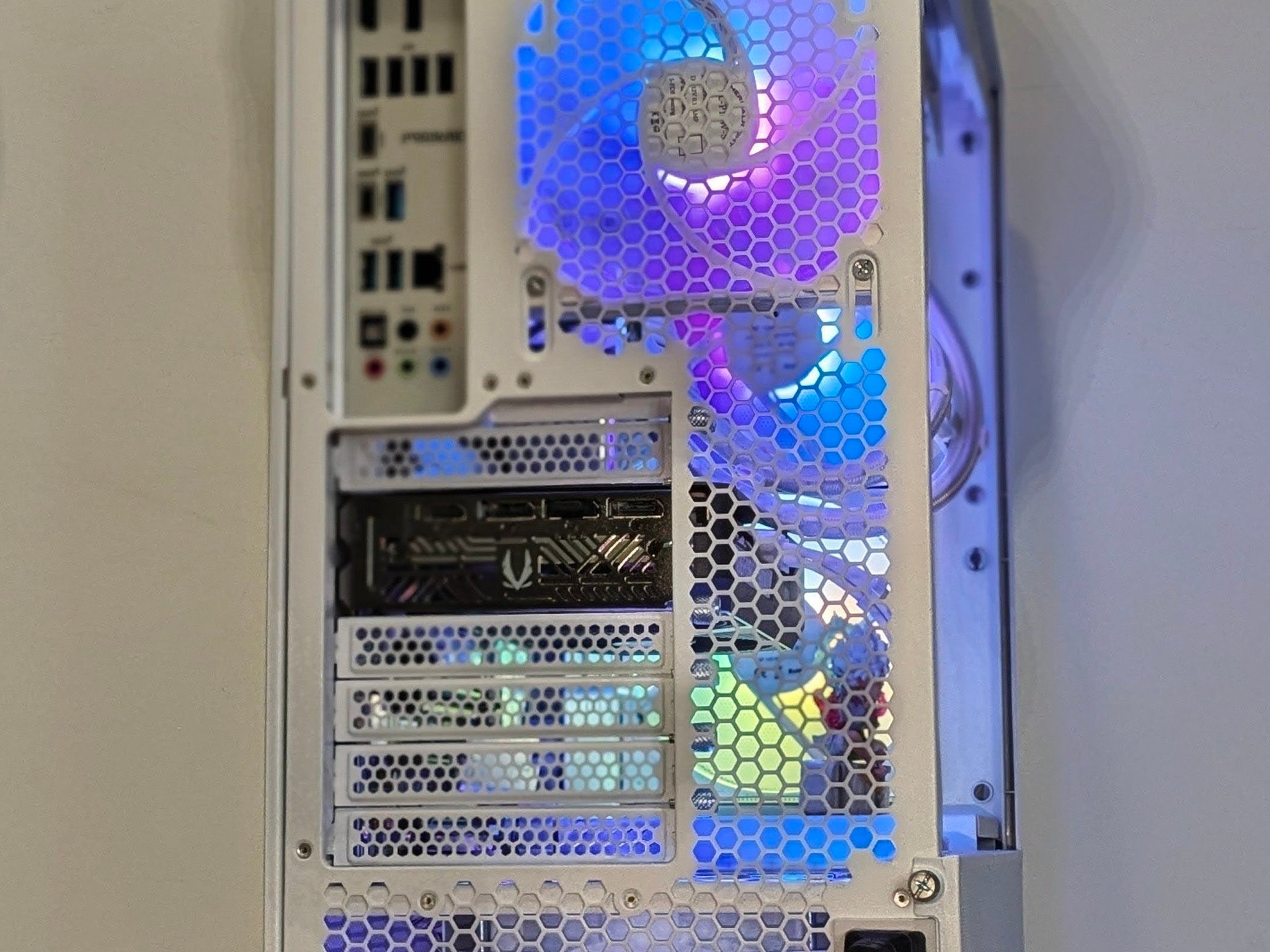 One Piece "Gear 5" High Performance Custom Gaming PC⚪RTX 5060/I7-11700K🚀⚪⚪