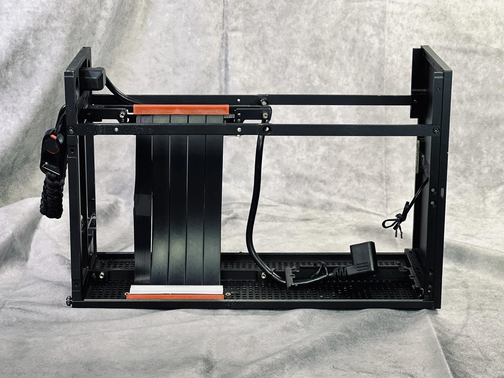 FormD T1 Sandwich kit, v2.1 - with upgraded PCIe 4.0 riser cable