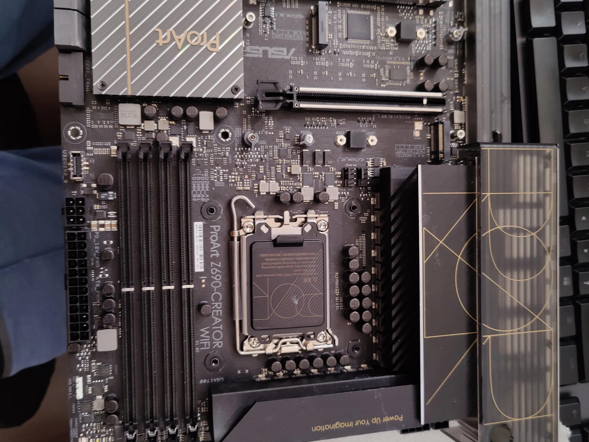Asus z690 Proart