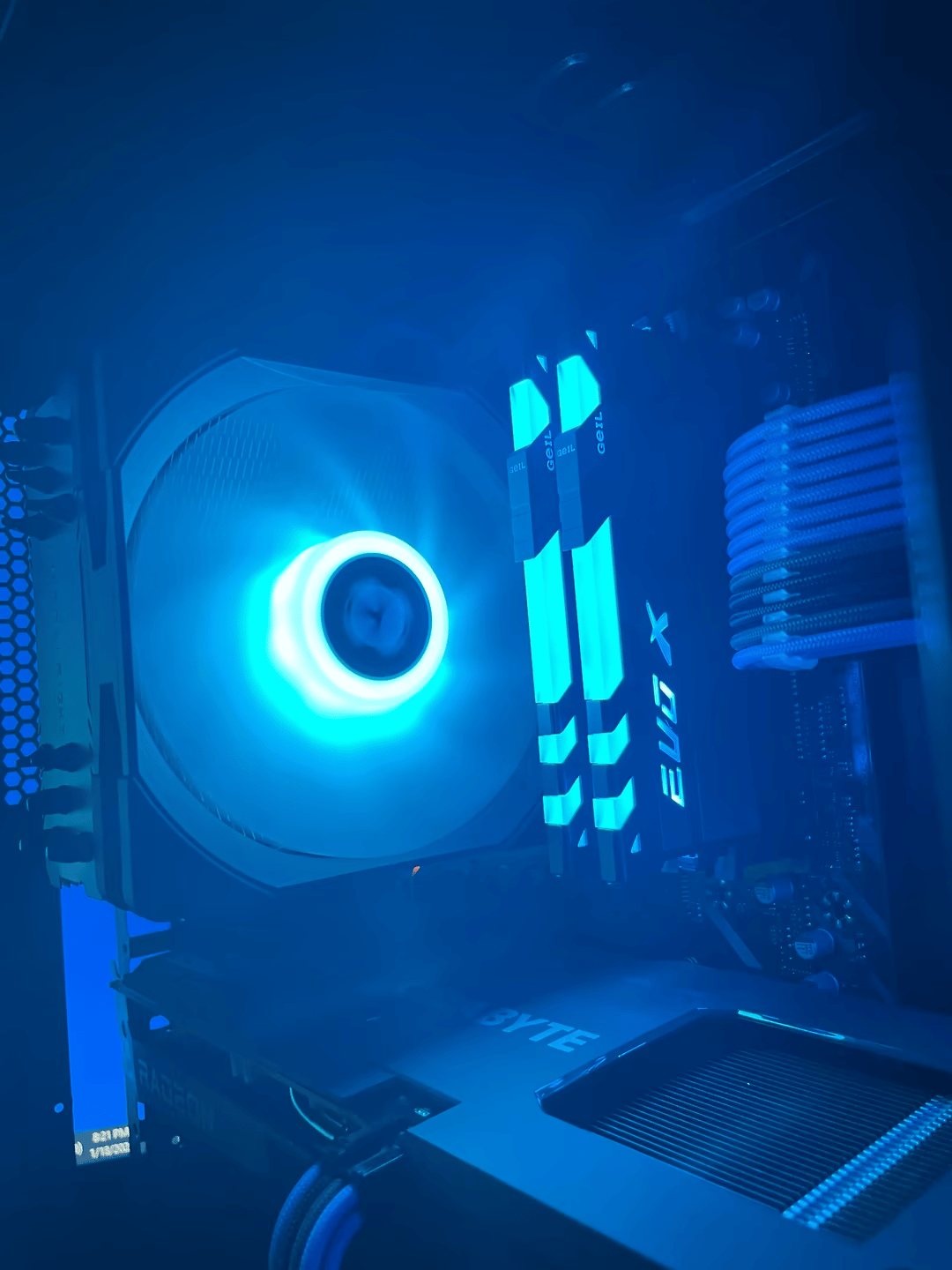 3600|6600 8gb(Like 3060) Custom Streaming and Gaming PC