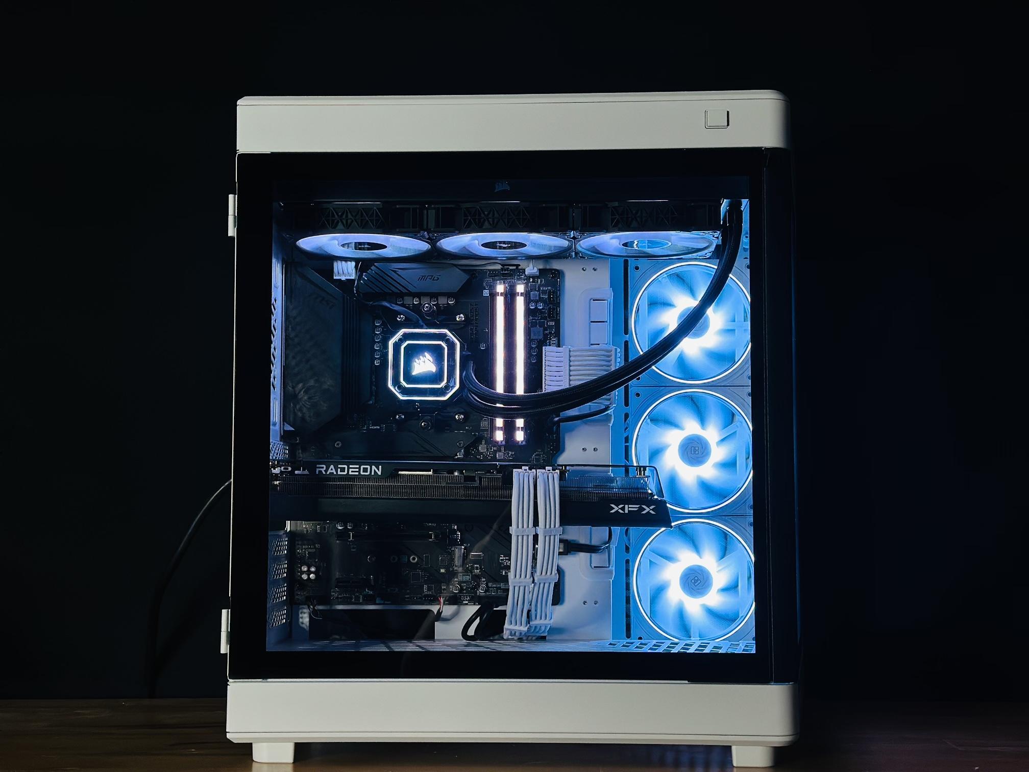 👻🌫️ | 1440p/4K Gaming PC | AMD Ryzen 7 5800x, 7800xt, WiFi 6, 32gb