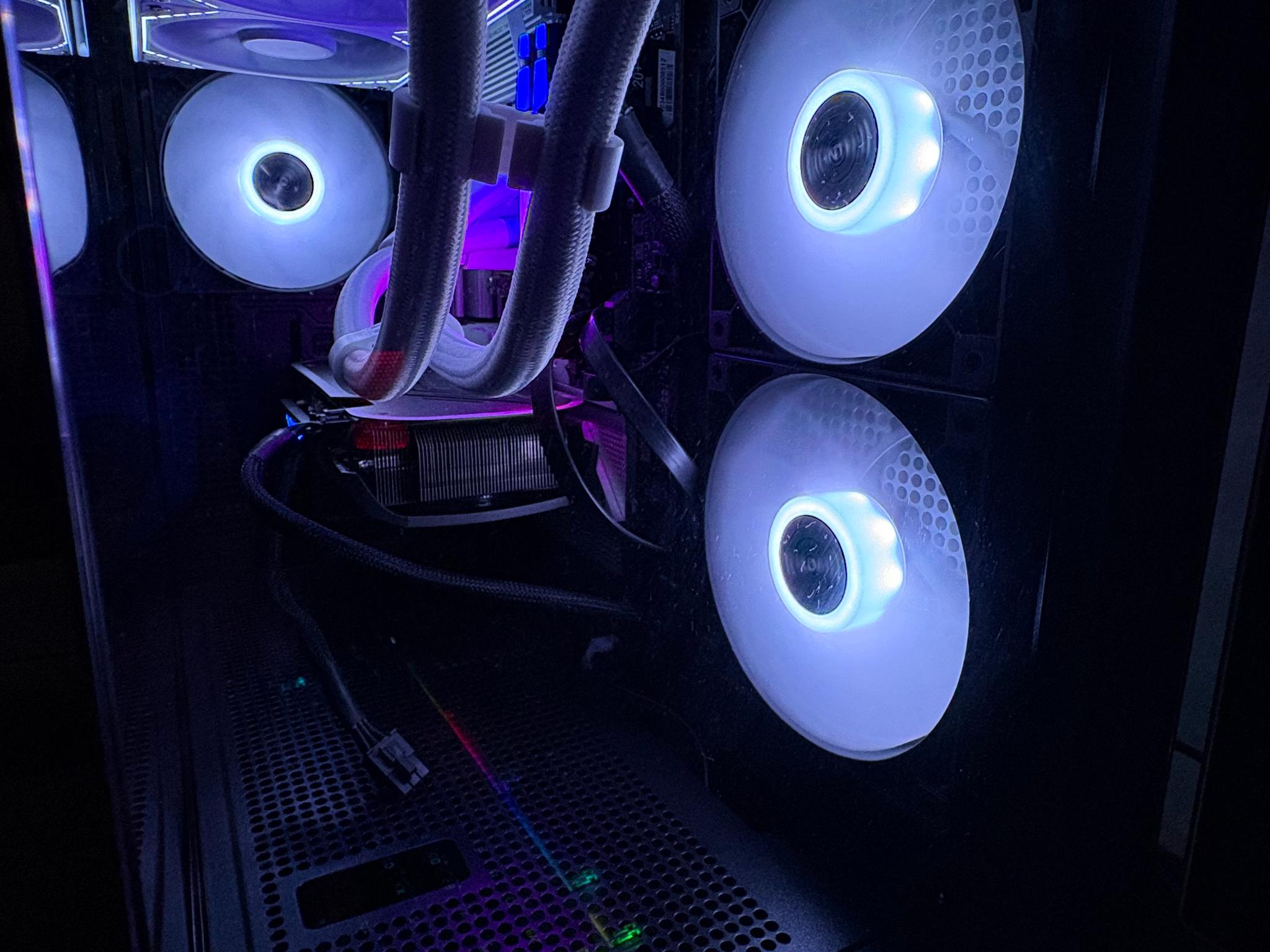 MONTECH XR BEAST(LILLY PC SHOP)
