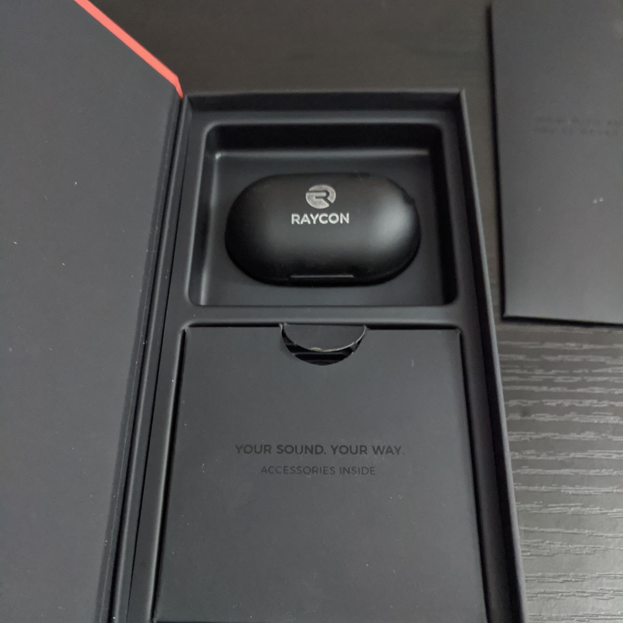 Raycon E25 Pro Wireless EarBuds | Comes with box and all accessories | Wireless Charging Case