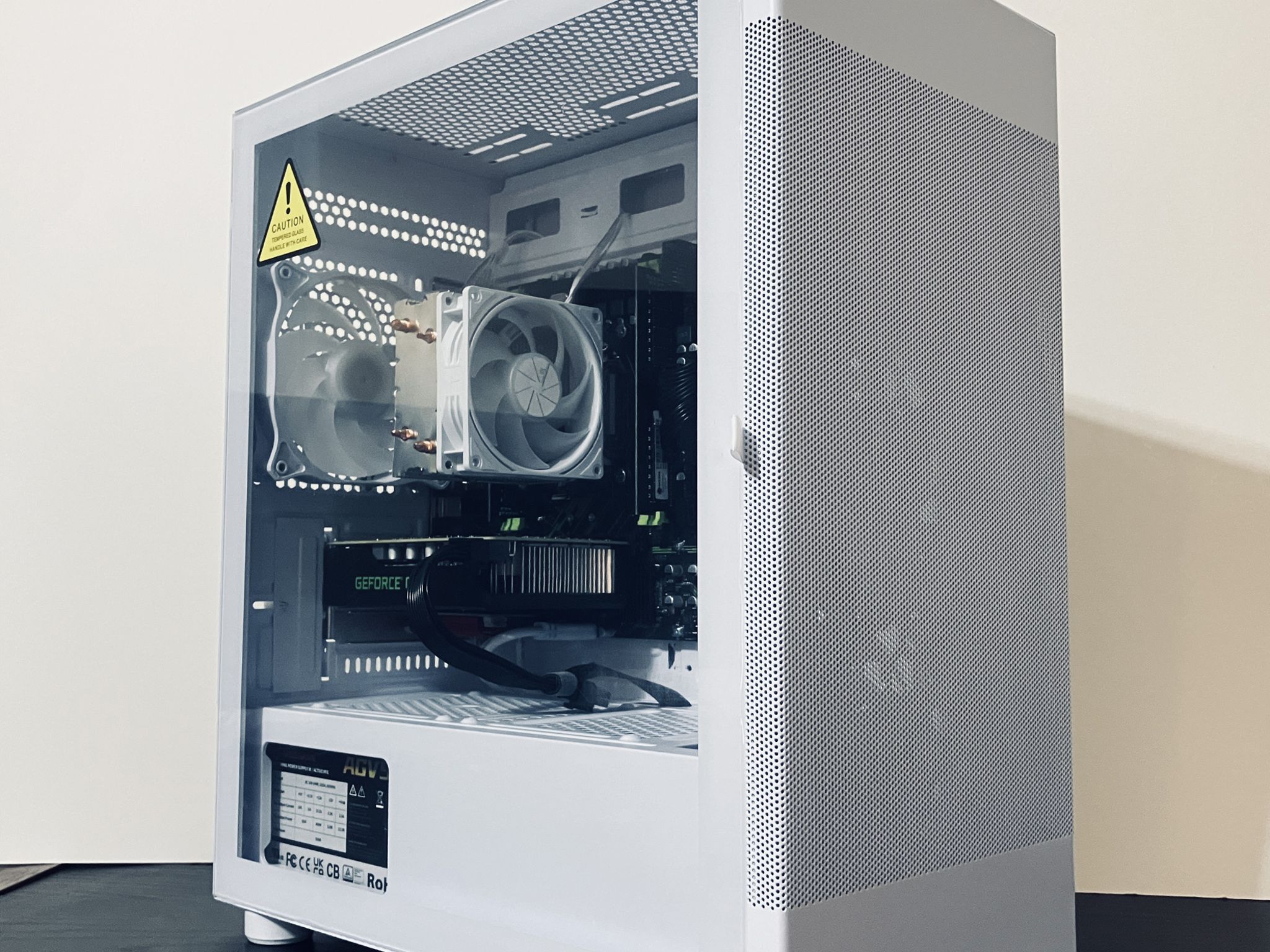 ❄️White Gaming PC wRGB - Intel Xeon 6-cores ● 16GB RAM ● 512GB SSD ● GTX 1660 Ti ● Great Value 1080p