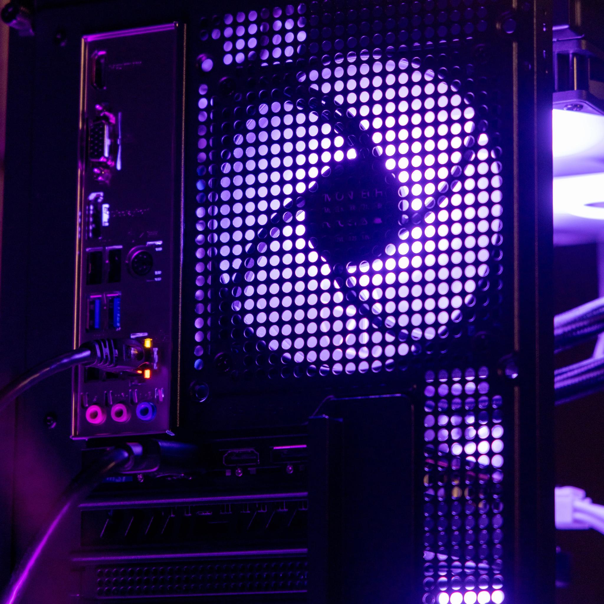 💥 Fury 💥 AMD RX 7600 / Intel Core i5-12400F / 1TB NVME / 32GB Ram / 240 AIO / Windows 11 Pro