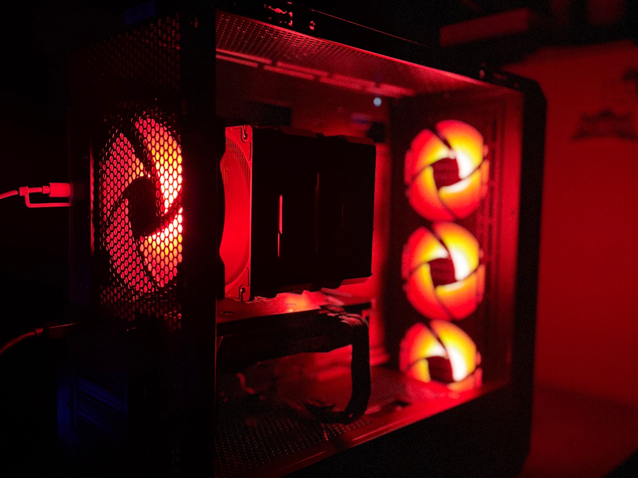 GeForce RTX 3060 Custom Gaming PC - Ryzen 7 3700X, 512GB NVMe SSD