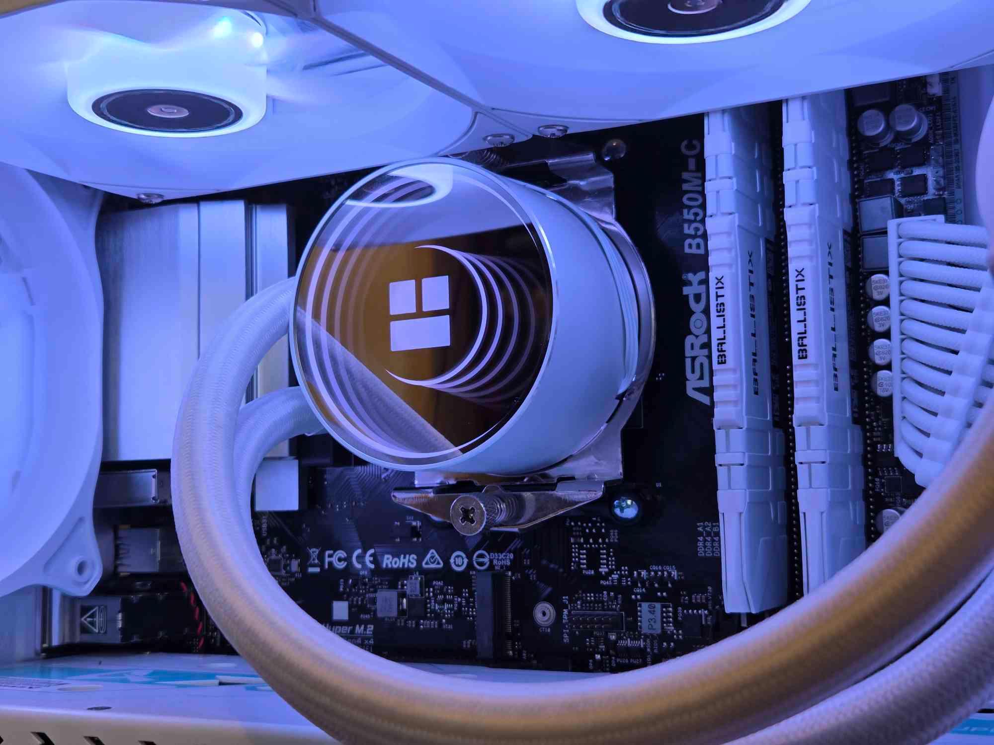 1440P White Beast | RTX 3070 Ti | Ryzen 5 5600X | 32GB | 1TB | 850W | ARGB | Wi-Fi + BT