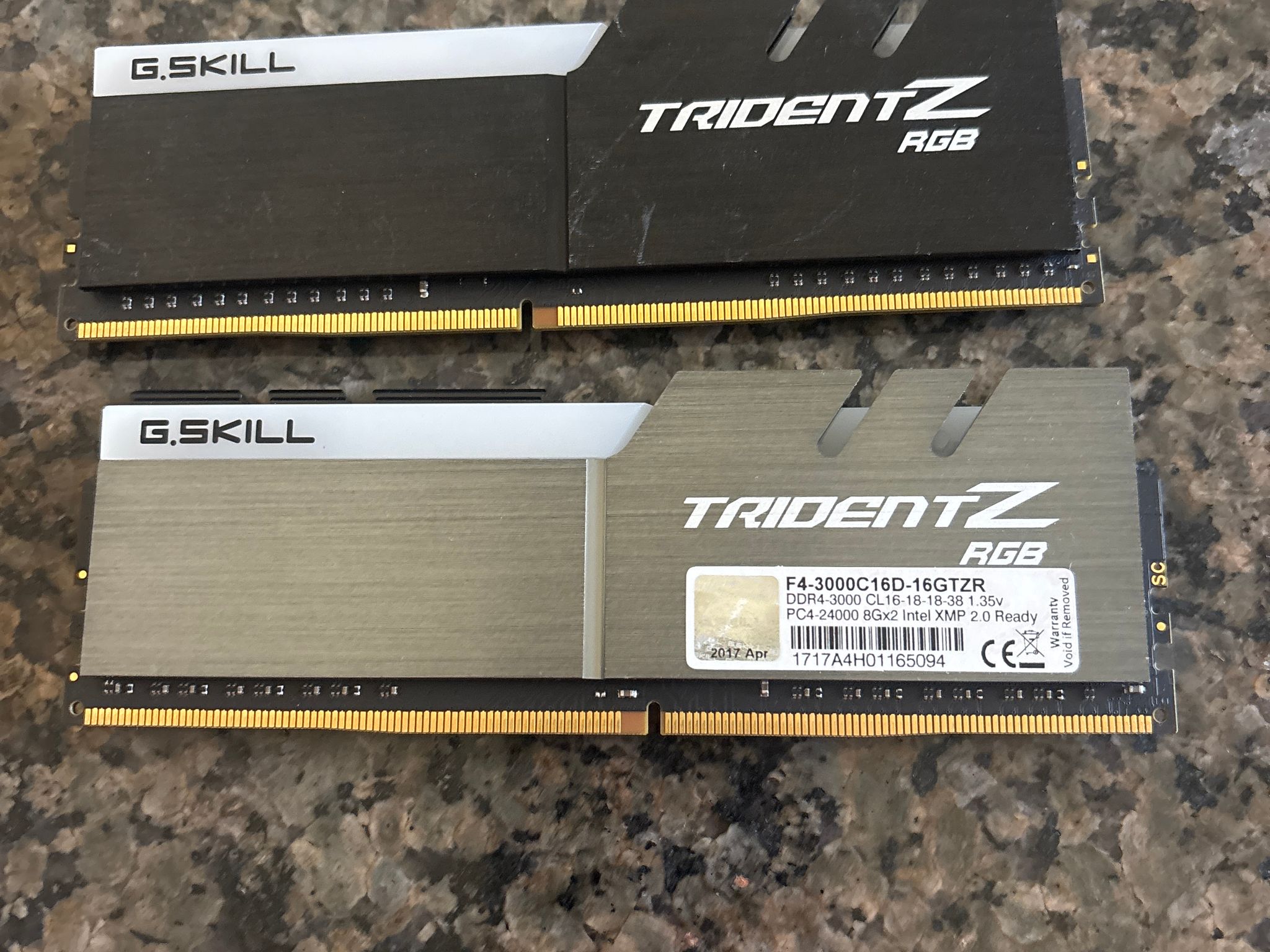 16GB  DDR4 3000
