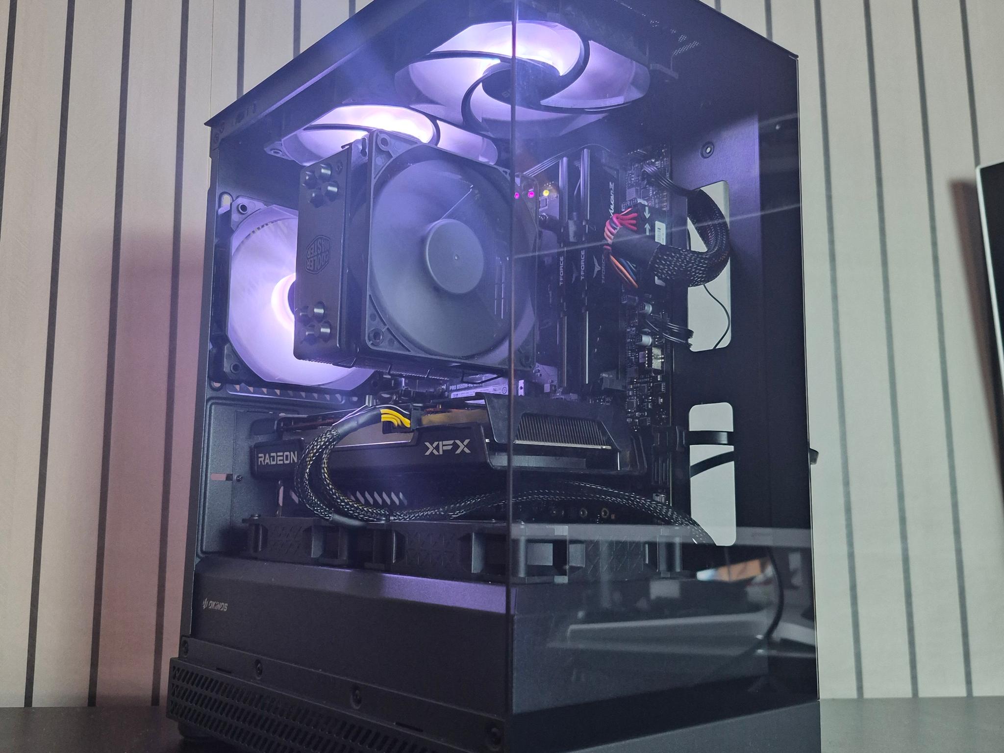 Gaming Pc - R7 5800x | Rx 6600 | 500GB NVMe | 16GB DDR4