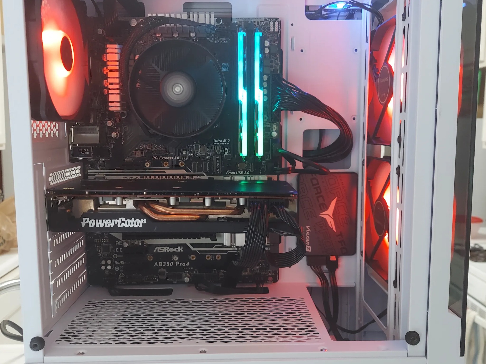 Budget Gaming Computer!         *RGB*  Ryzen 7 2700x 16GB DDR4 Radeon RX 5700 XT PC