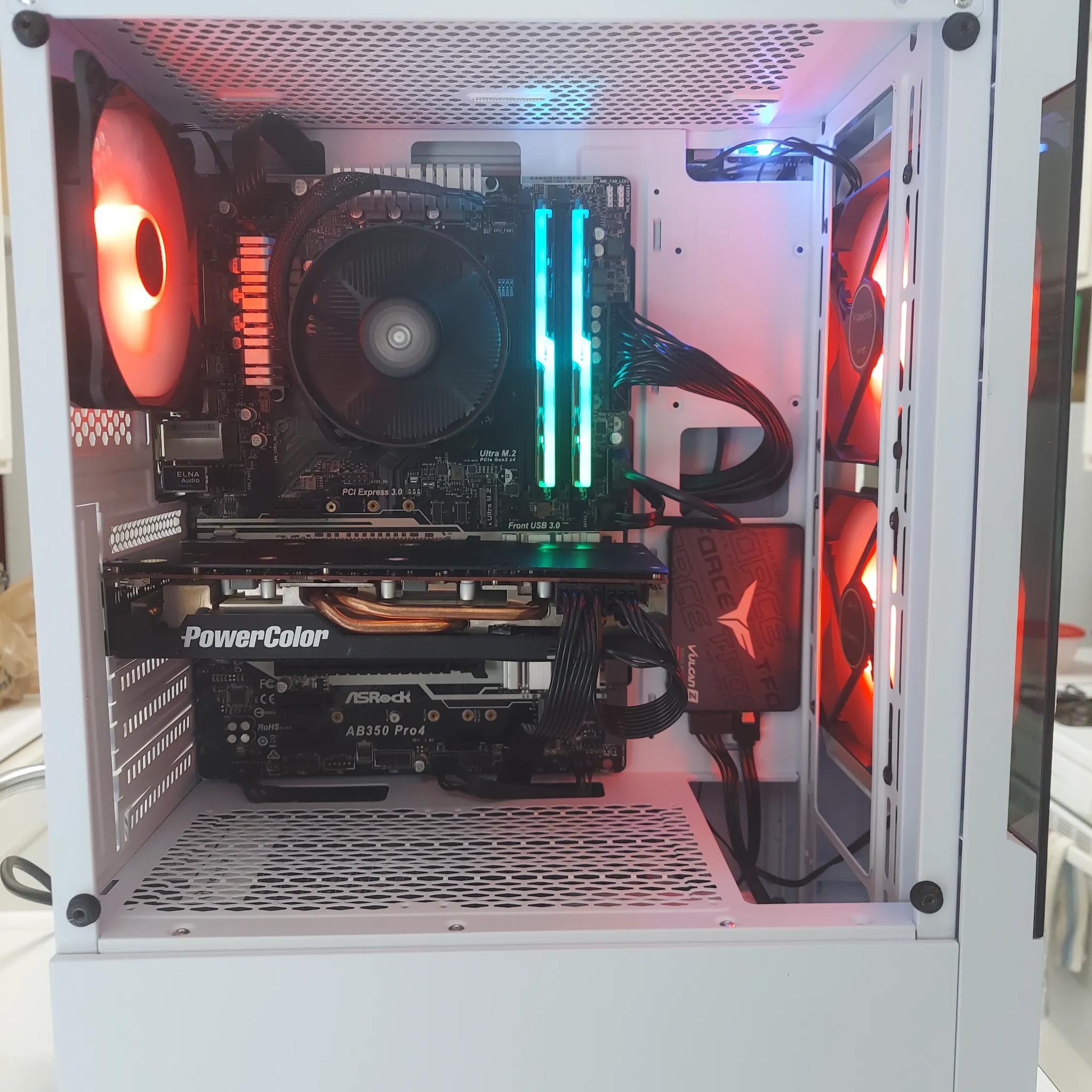 Budget Gaming Computer!         *RGB*  Ryzen 7 2700x 16GB DDR4 Radeon RX 5700 XT PC